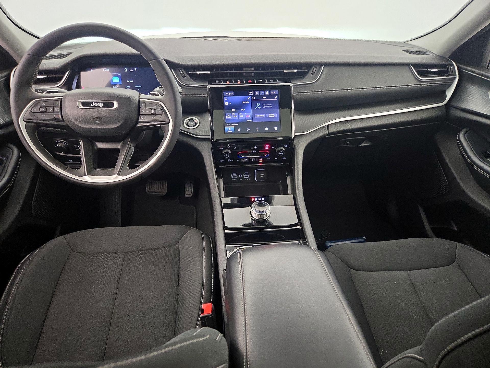 Thumbnail: 2023 Jeep Grand Cherokee - 9