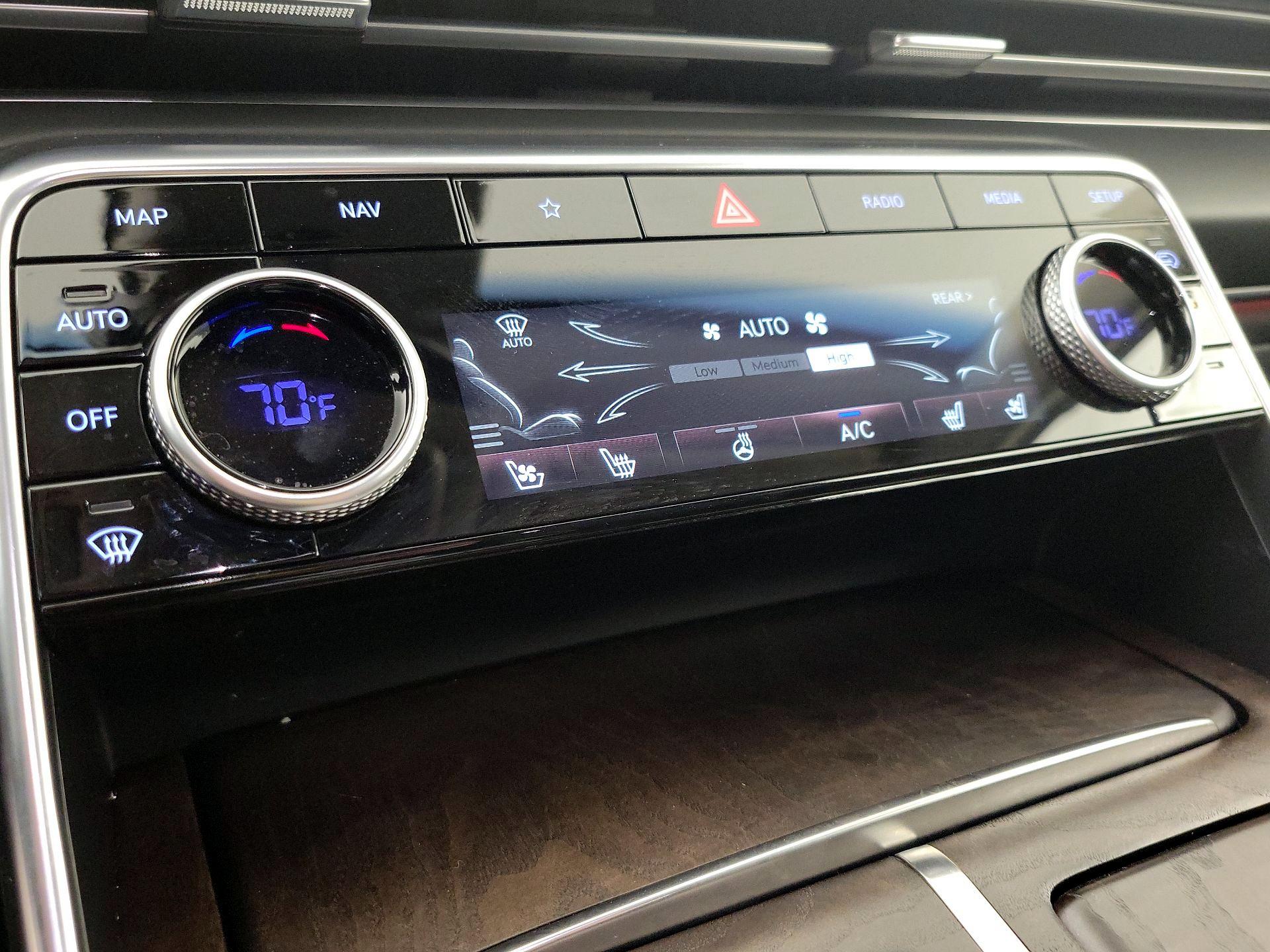 Thumbnail: 2024 Genesis GV80 - 17