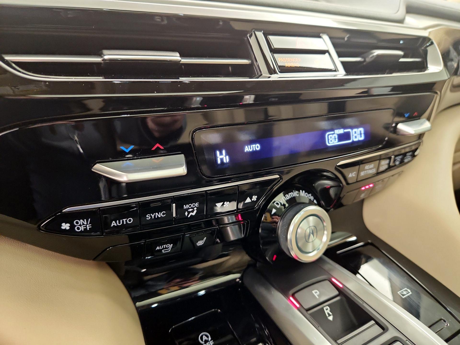 Thumbnail: 2022 Acura MDX - 17