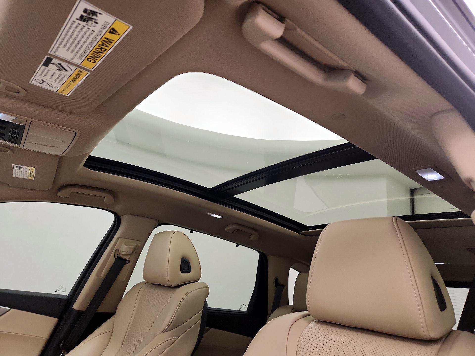 Thumbnail: 2022 Acura MDX - 20