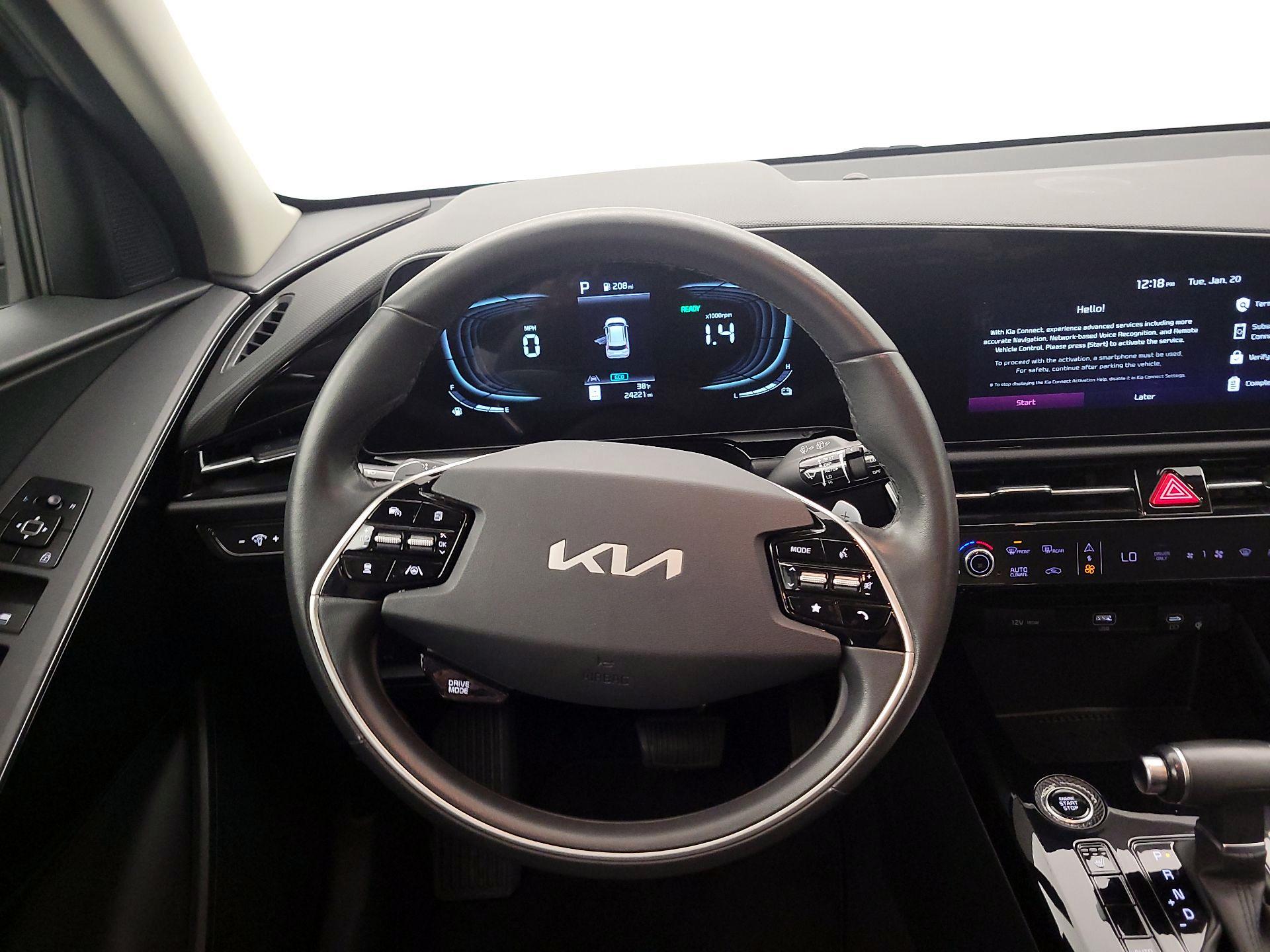 Thumbnail: 2023 Kia Niro - 10