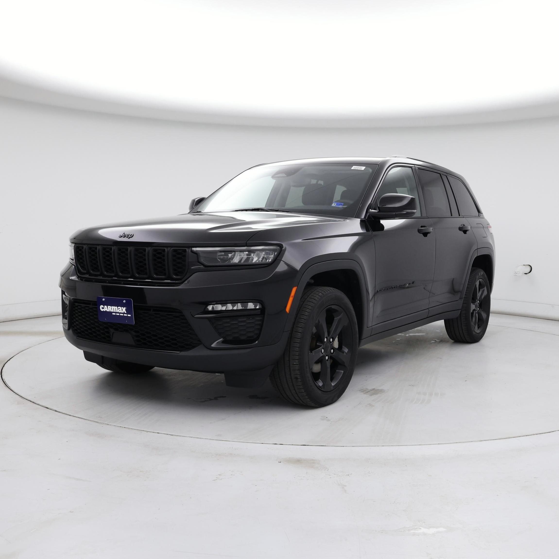 Thumbnail: 2023 Jeep Grand Cherokee - 4