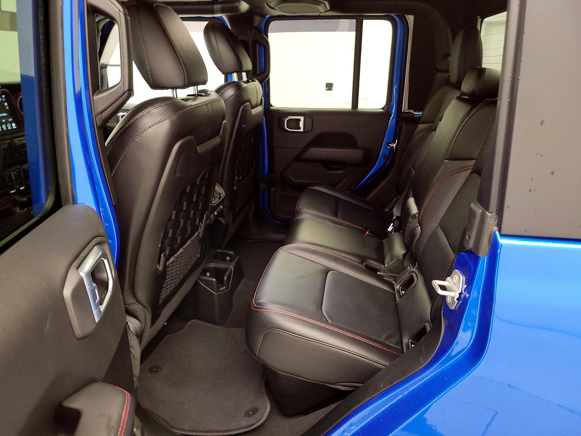 Thumbnail: 2021 Jeep Gladiator - 19