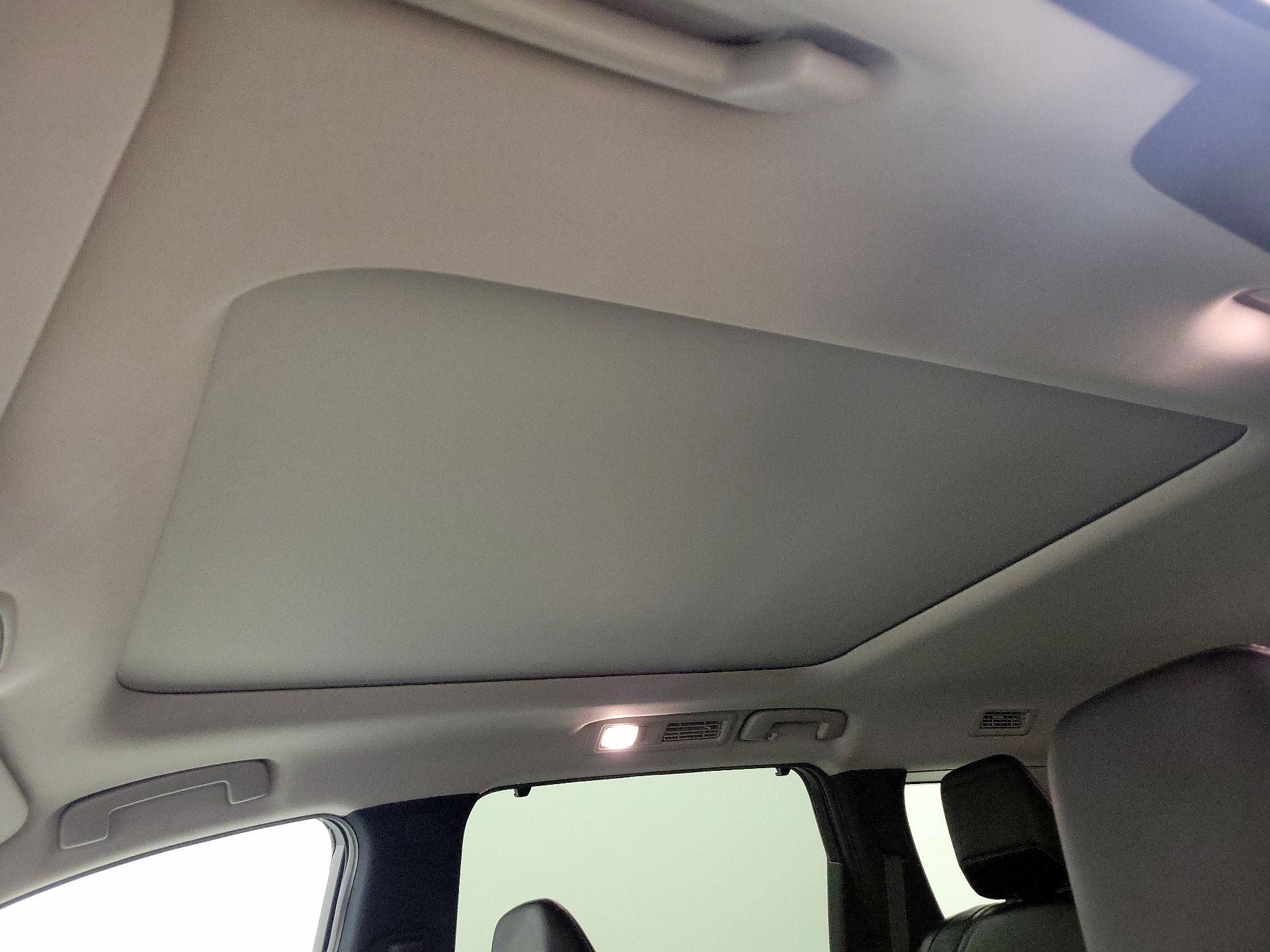 Thumbnail: 2023 INFINITI QX60 - 20