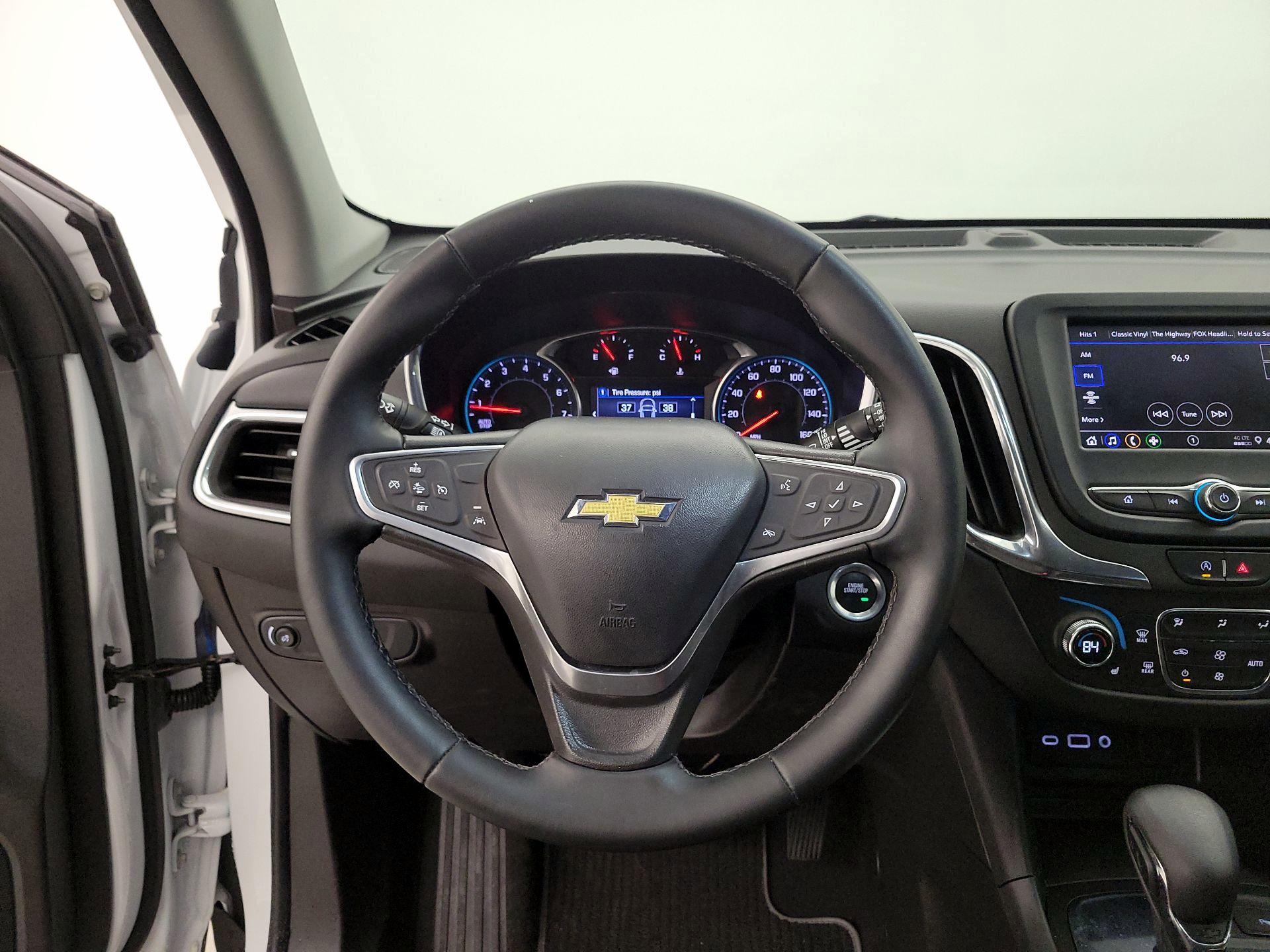 Thumbnail: 2023 Chevrolet Equinox - 10