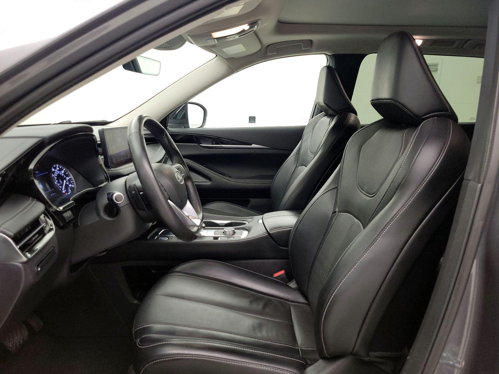 Thumbnail: 2023 INFINITI QX60 - 11