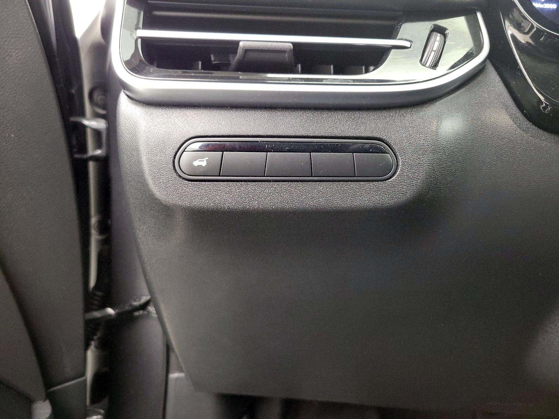 Thumbnail: 2023 INFINITI QX60 - 13