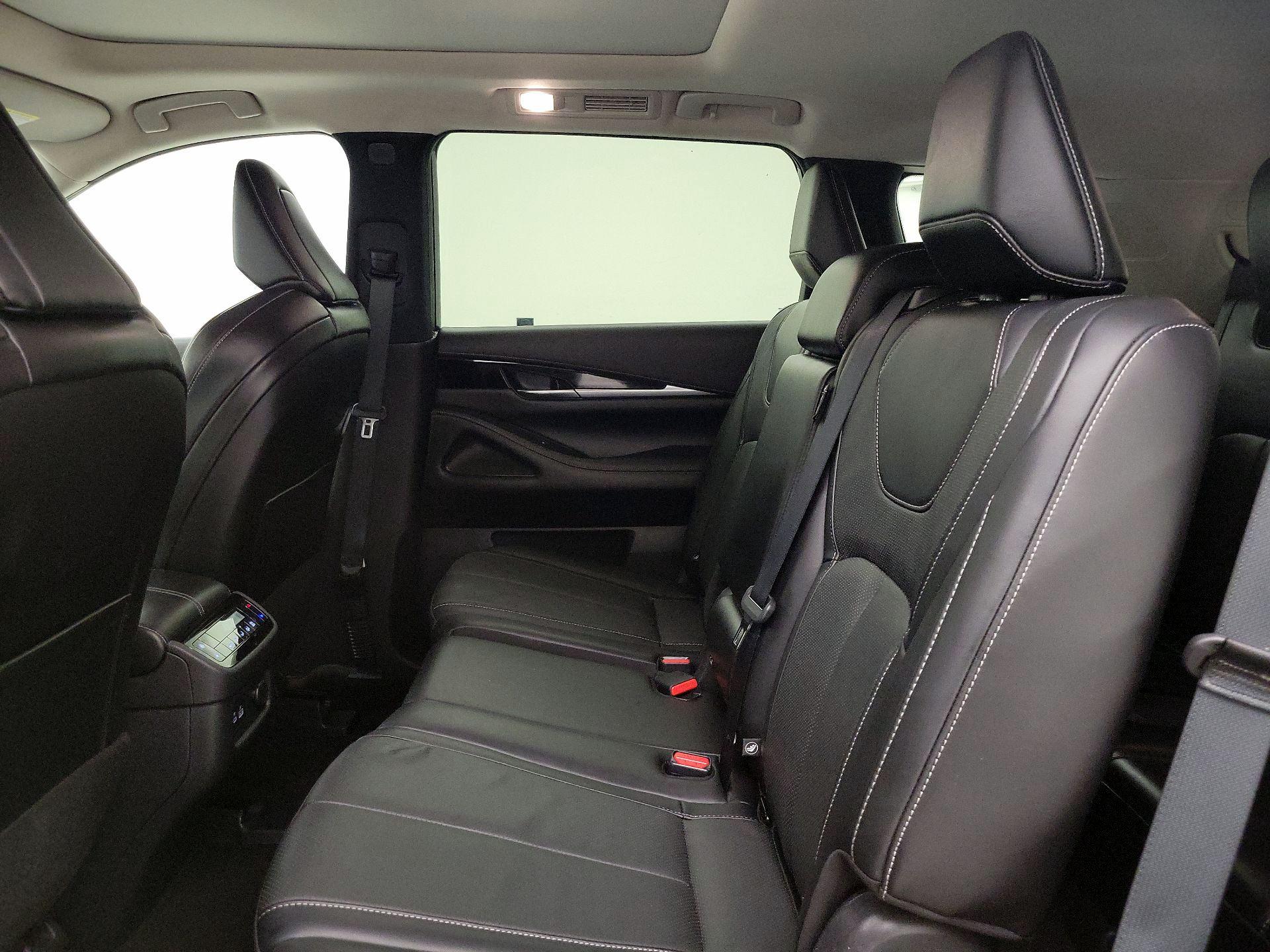 Thumbnail: 2023 INFINITI QX60 - 20