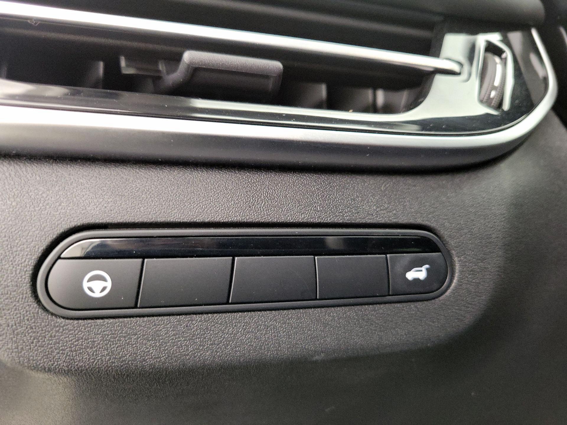 Thumbnail: 2023 INFINITI QX60 - 13