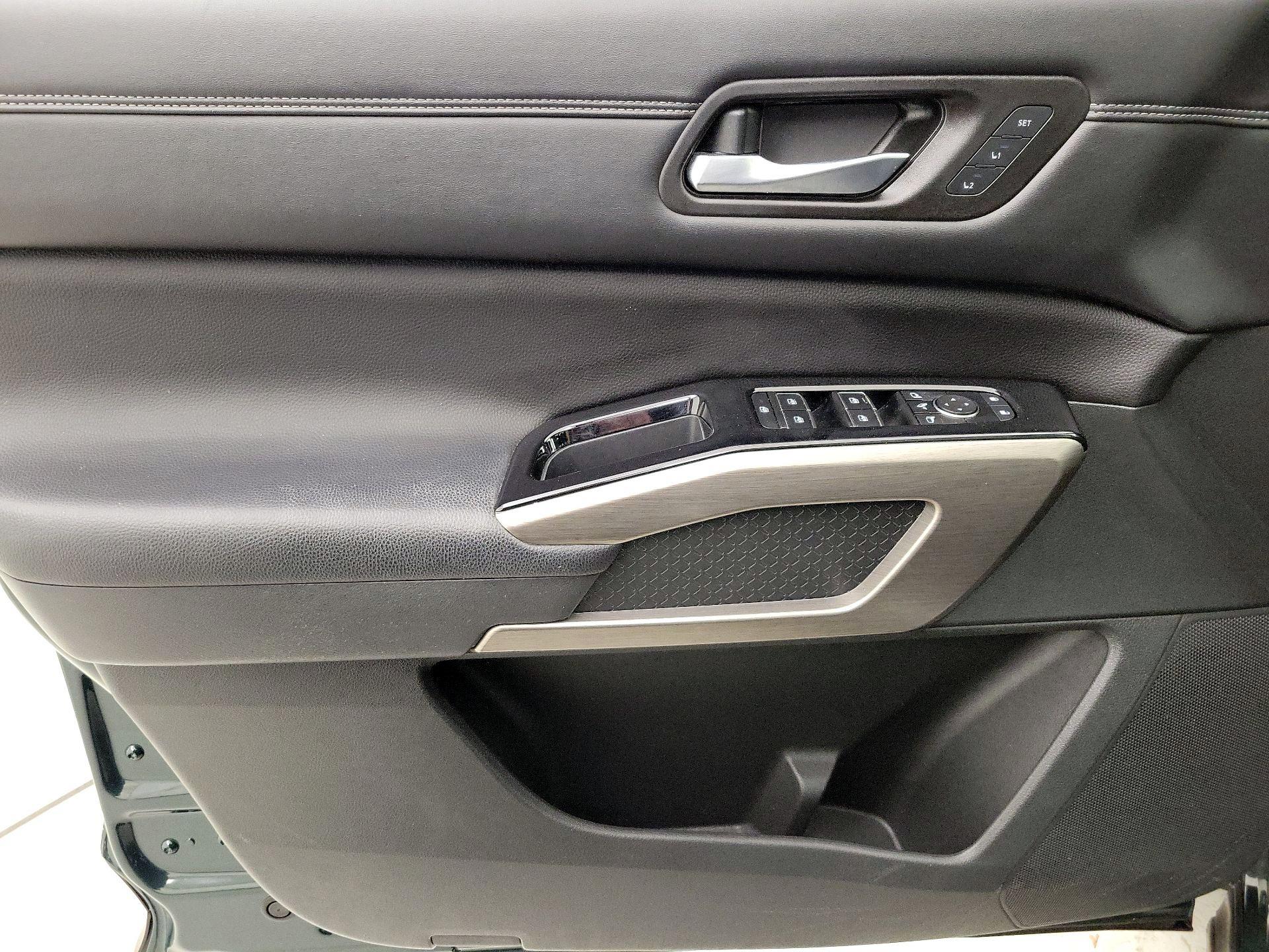 Thumbnail: 2023 Nissan Pathfinder - 12