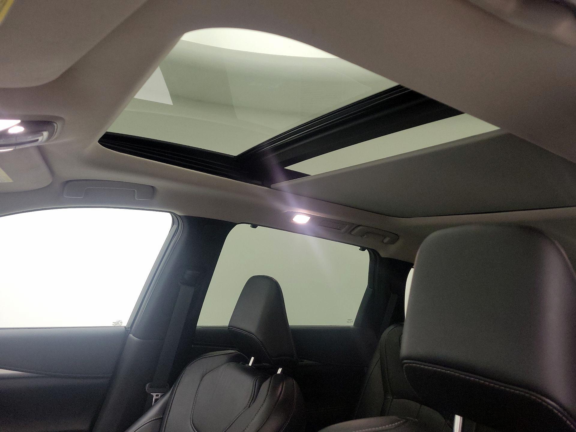 Thumbnail: 2023 INFINITI QX60 - 20