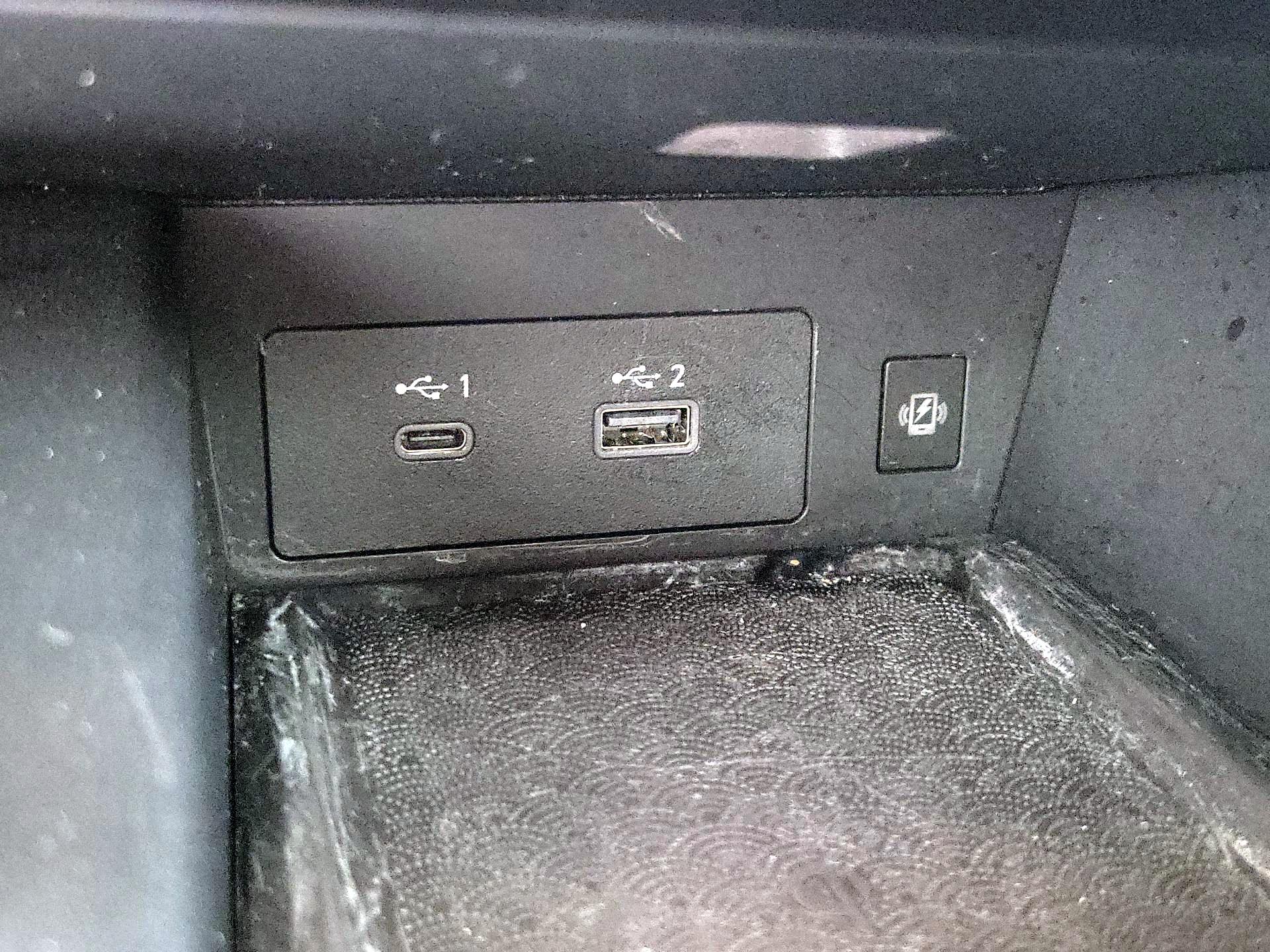 Thumbnail: 2023 INFINITI QX60 - 19