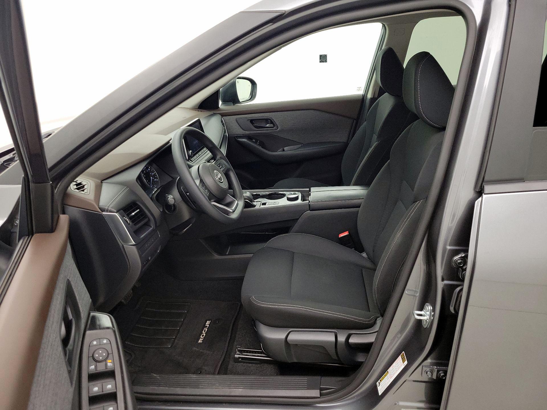 Thumbnail: 2023 Nissan Rogue - 11