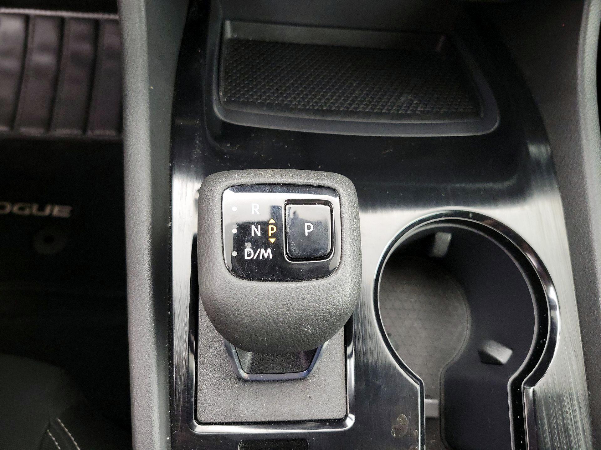 Thumbnail: 2023 Nissan Rogue - 17