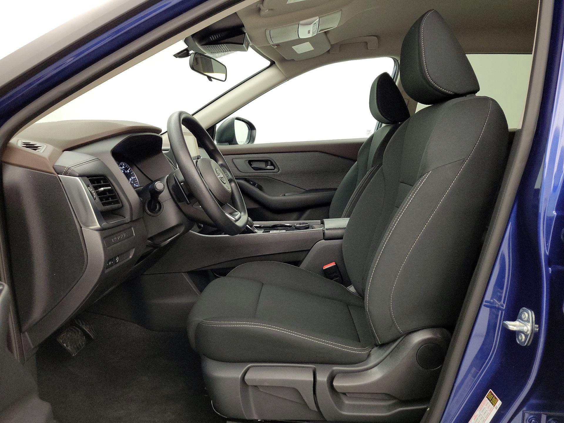 Thumbnail: 2023 Nissan Rogue - 11