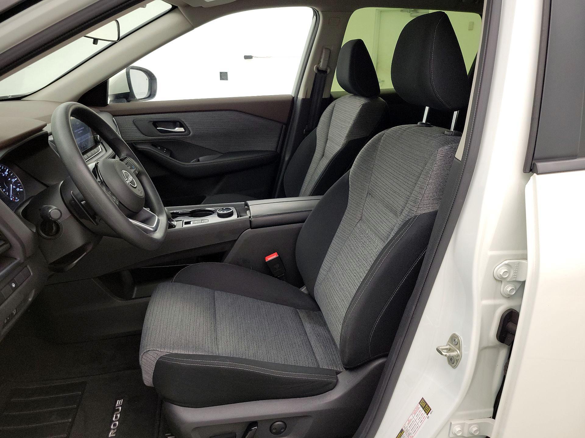 Thumbnail: 2023 Nissan Rogue - 11