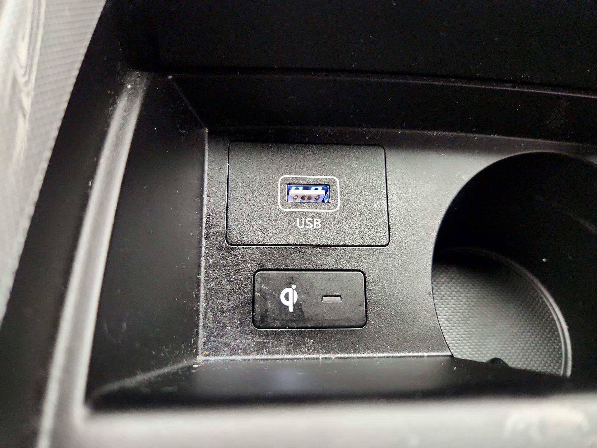 Thumbnail: 2023 Hyundai Santa Fe - 19