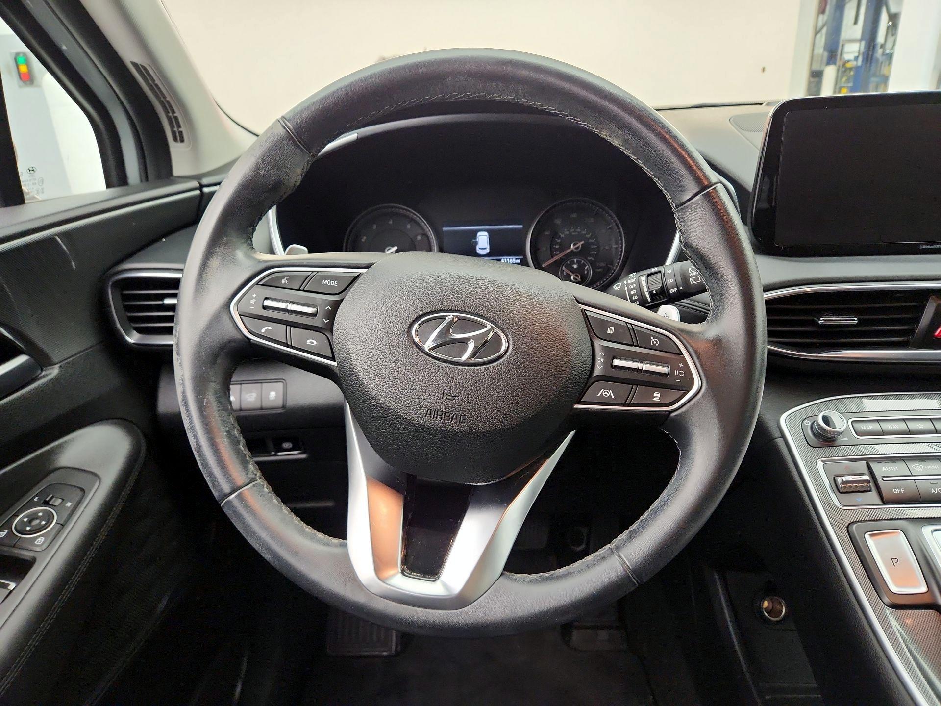 Thumbnail: 2023 Hyundai Santa Fe - 10