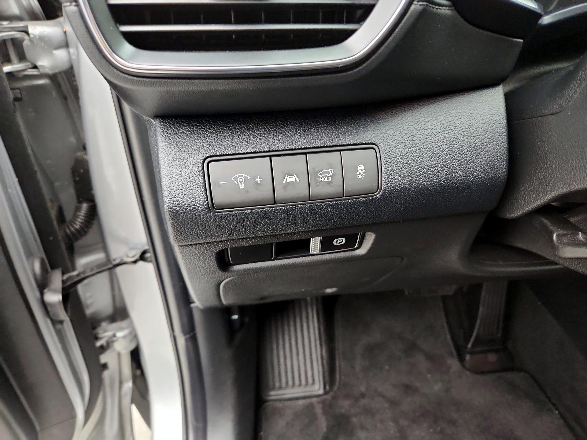 Thumbnail: 2023 Hyundai Santa Fe - 13