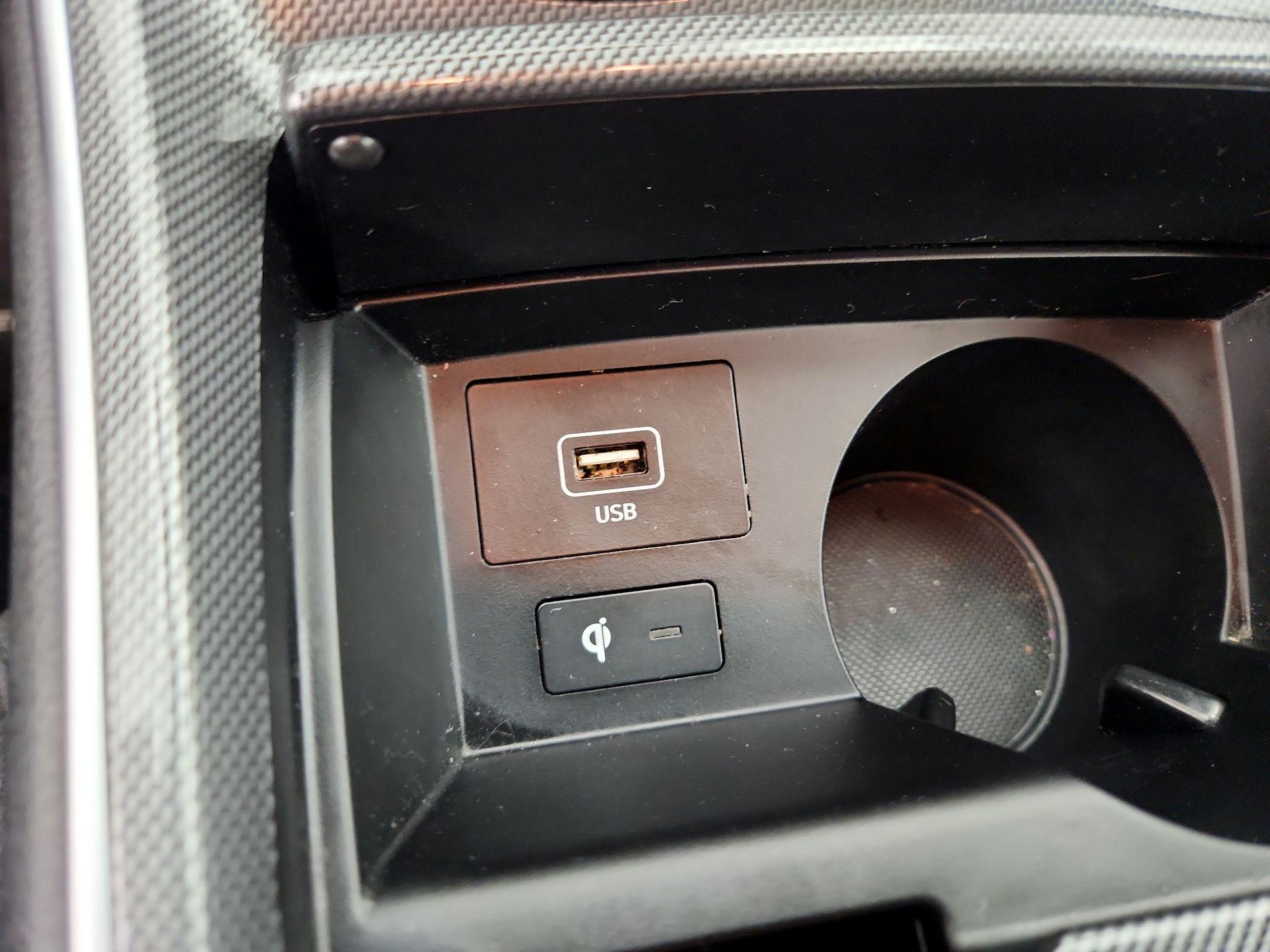 Thumbnail: 2023 Hyundai Santa Fe - 18