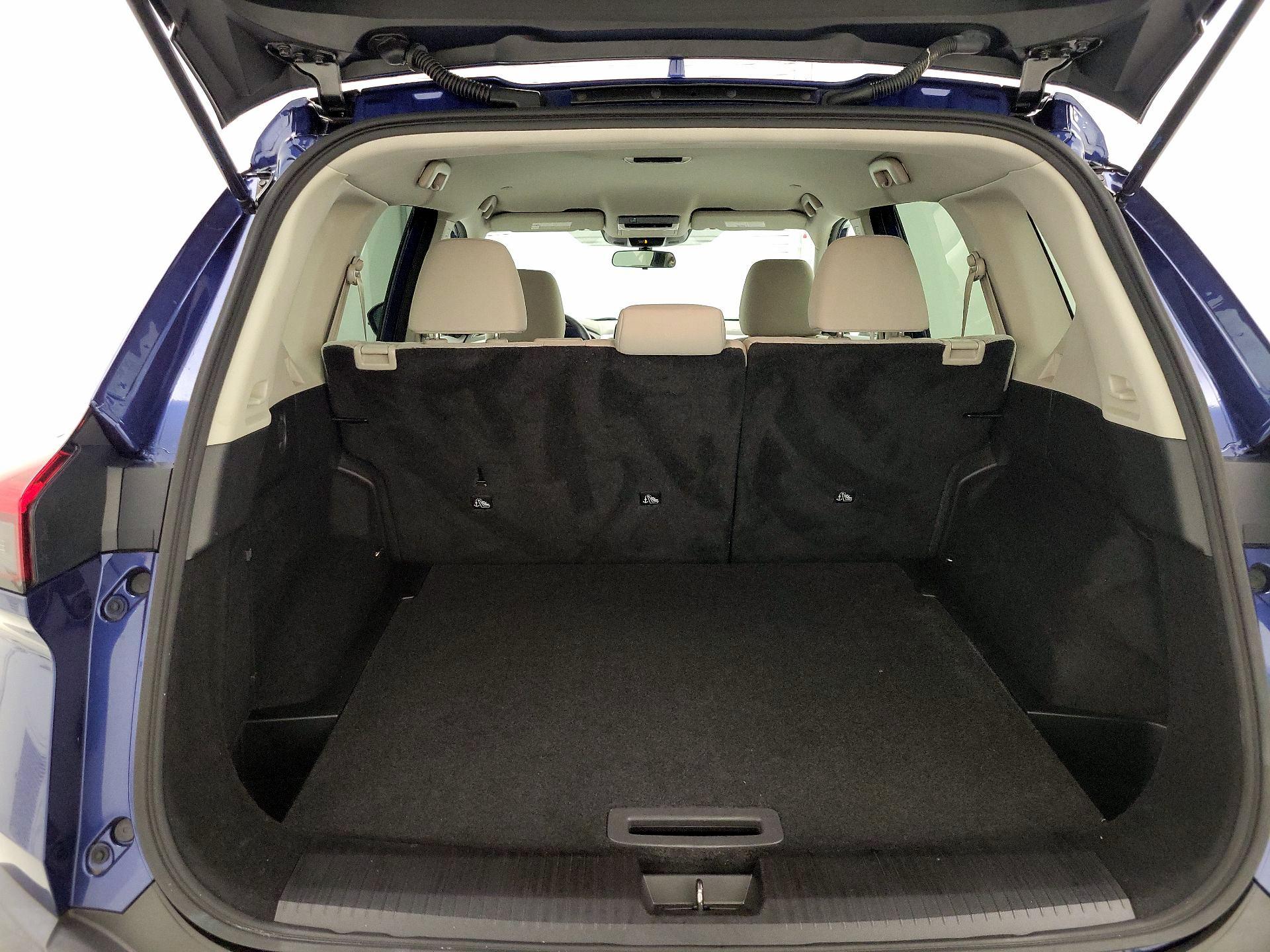 Thumbnail: 2022 Nissan Rogue - 20