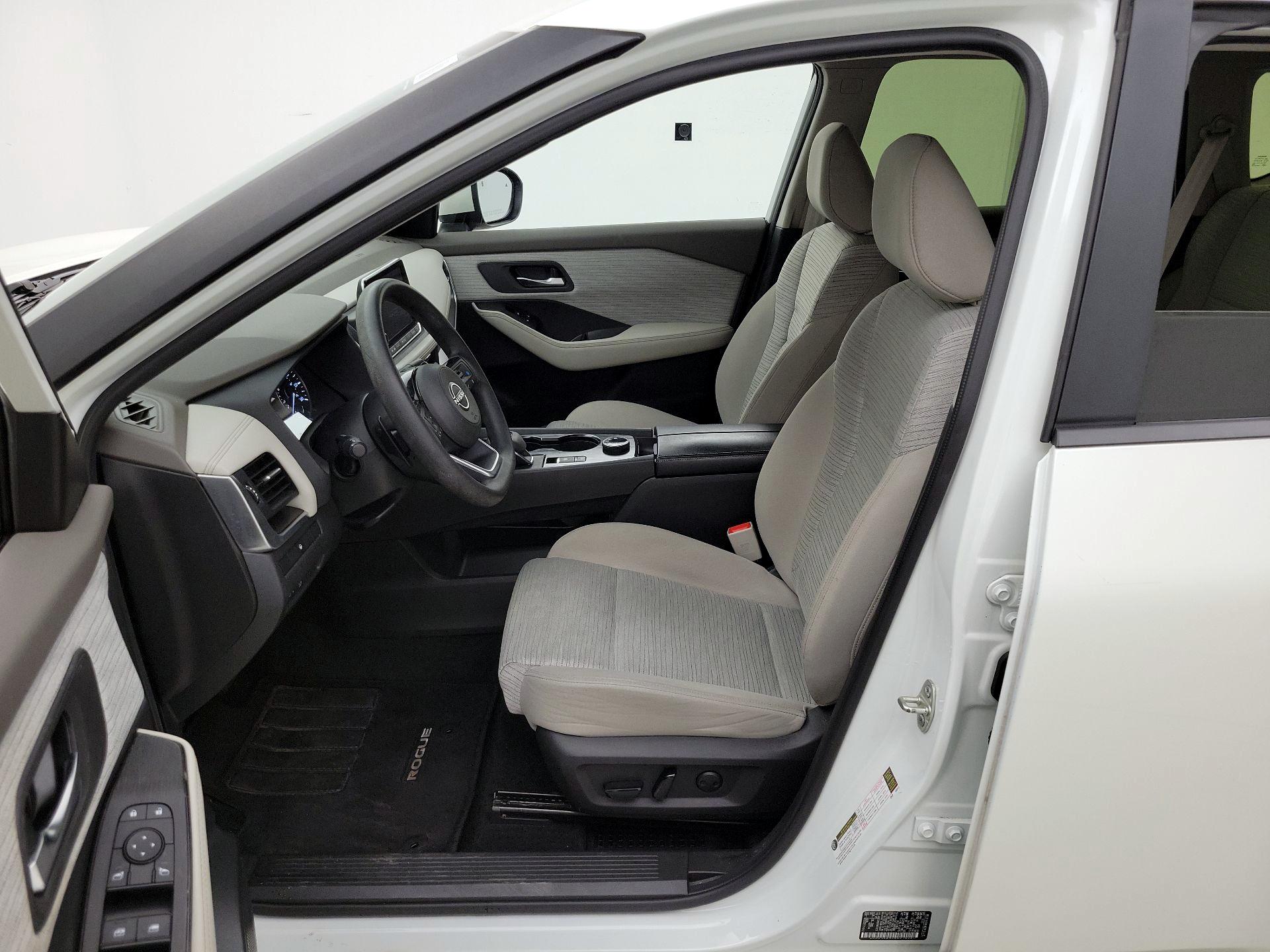 Thumbnail: 2023 Nissan Rogue - 11