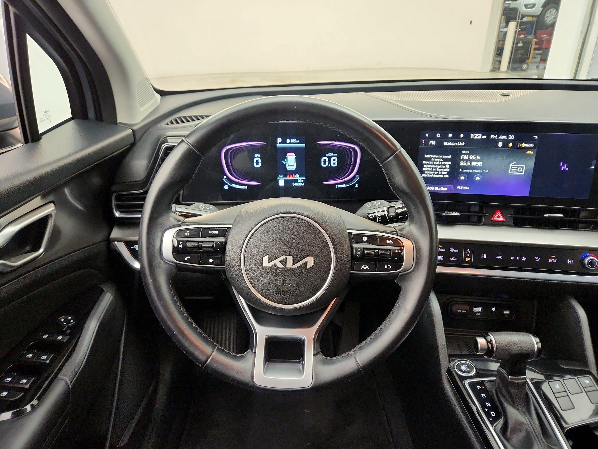 Thumbnail: 2023 Kia Sportage - 10