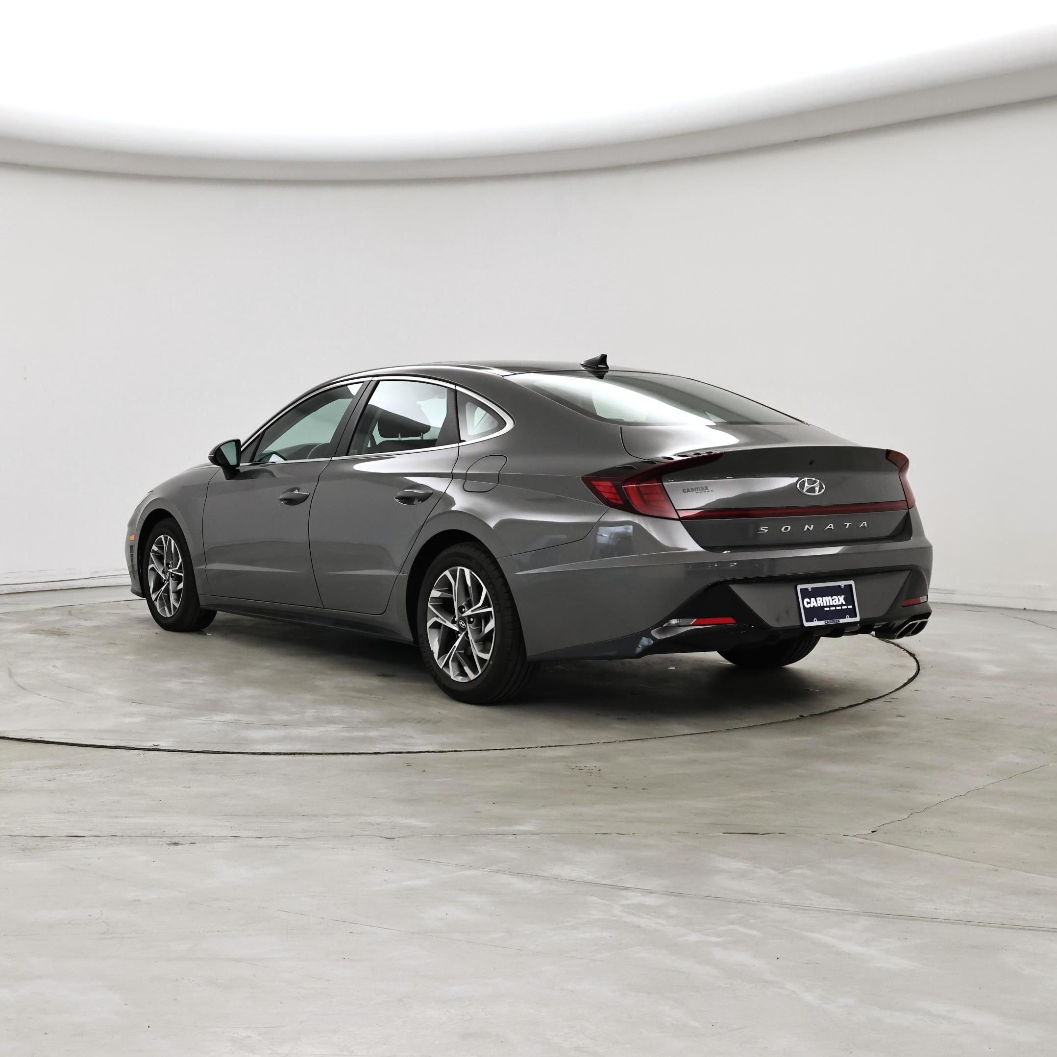 Thumbnail: 2022 Hyundai Sonata - 2