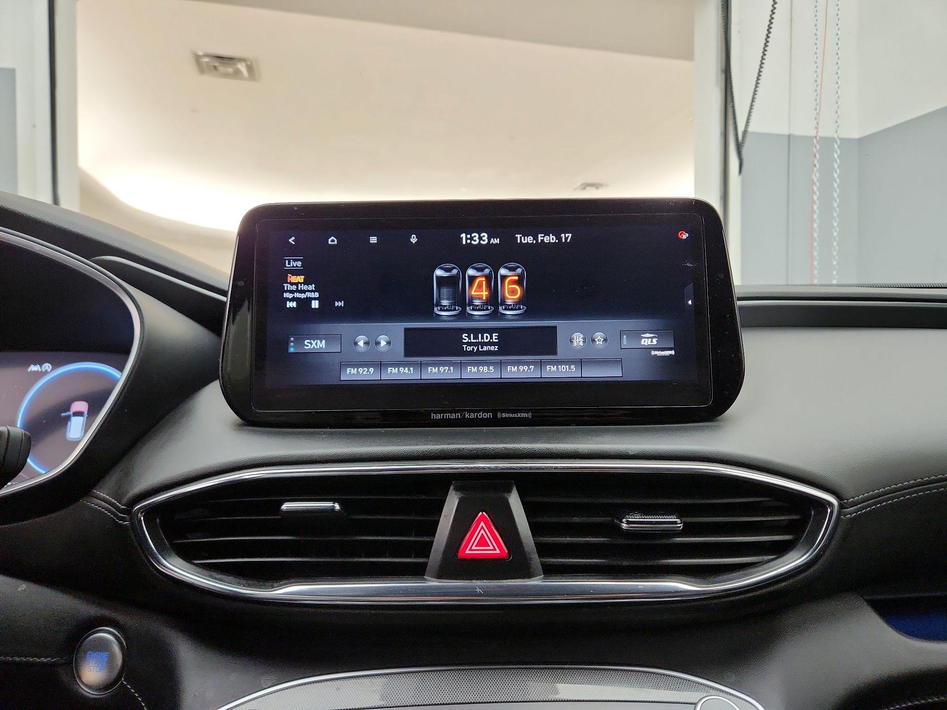 Thumbnail: 2022 Hyundai Santa Fe - 16