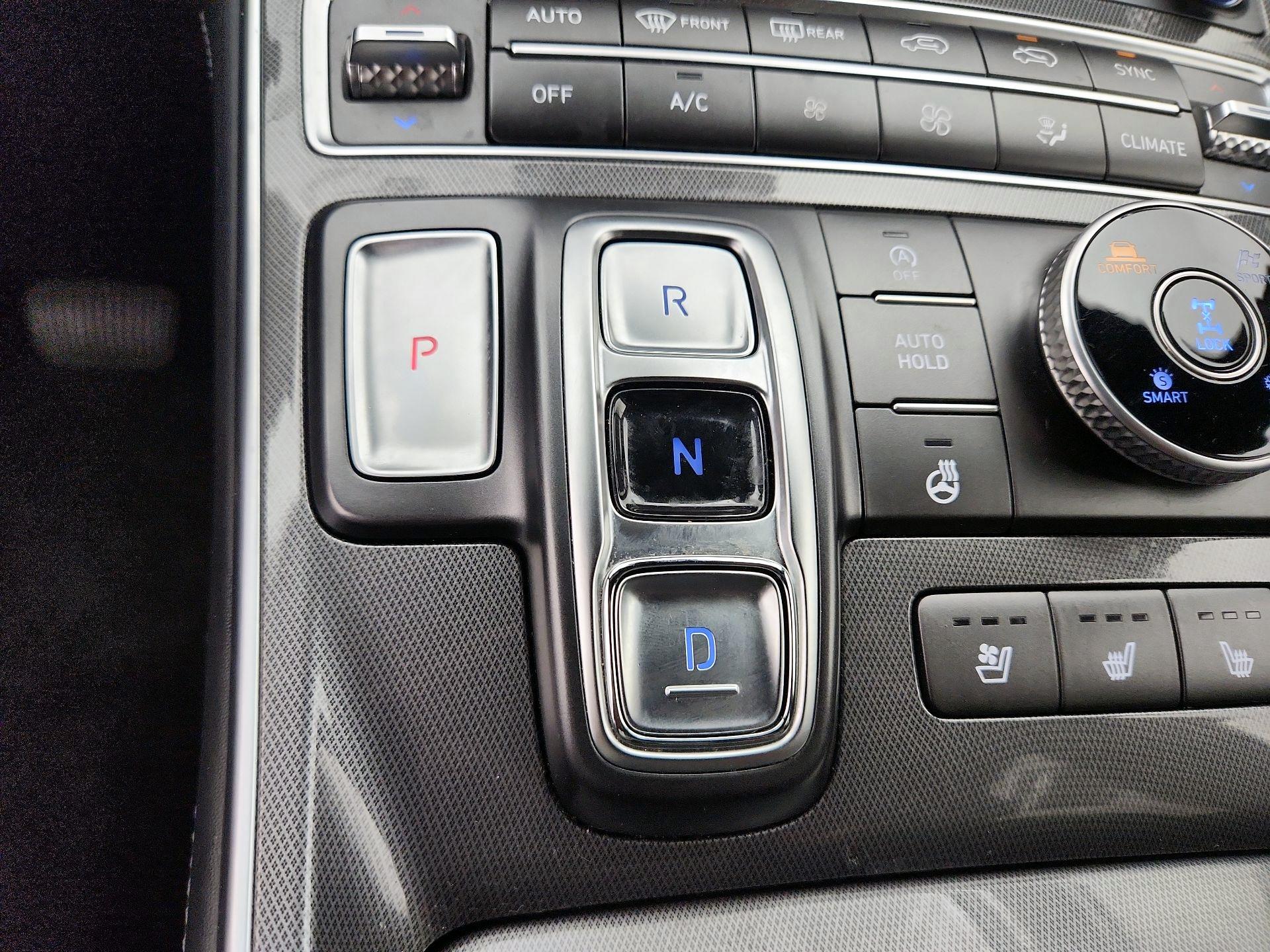 Thumbnail: 2022 Hyundai Santa Fe - 18