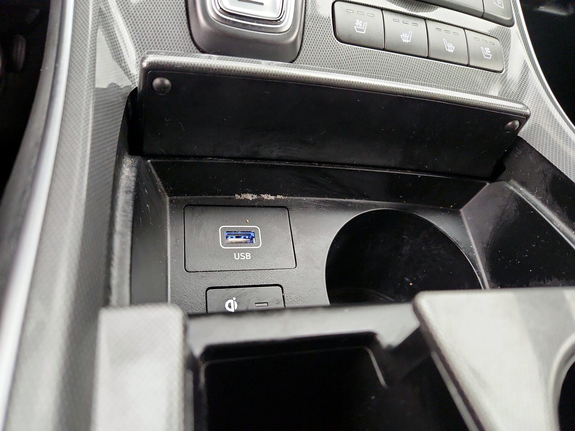 Thumbnail: 2022 Hyundai Santa Fe - 19