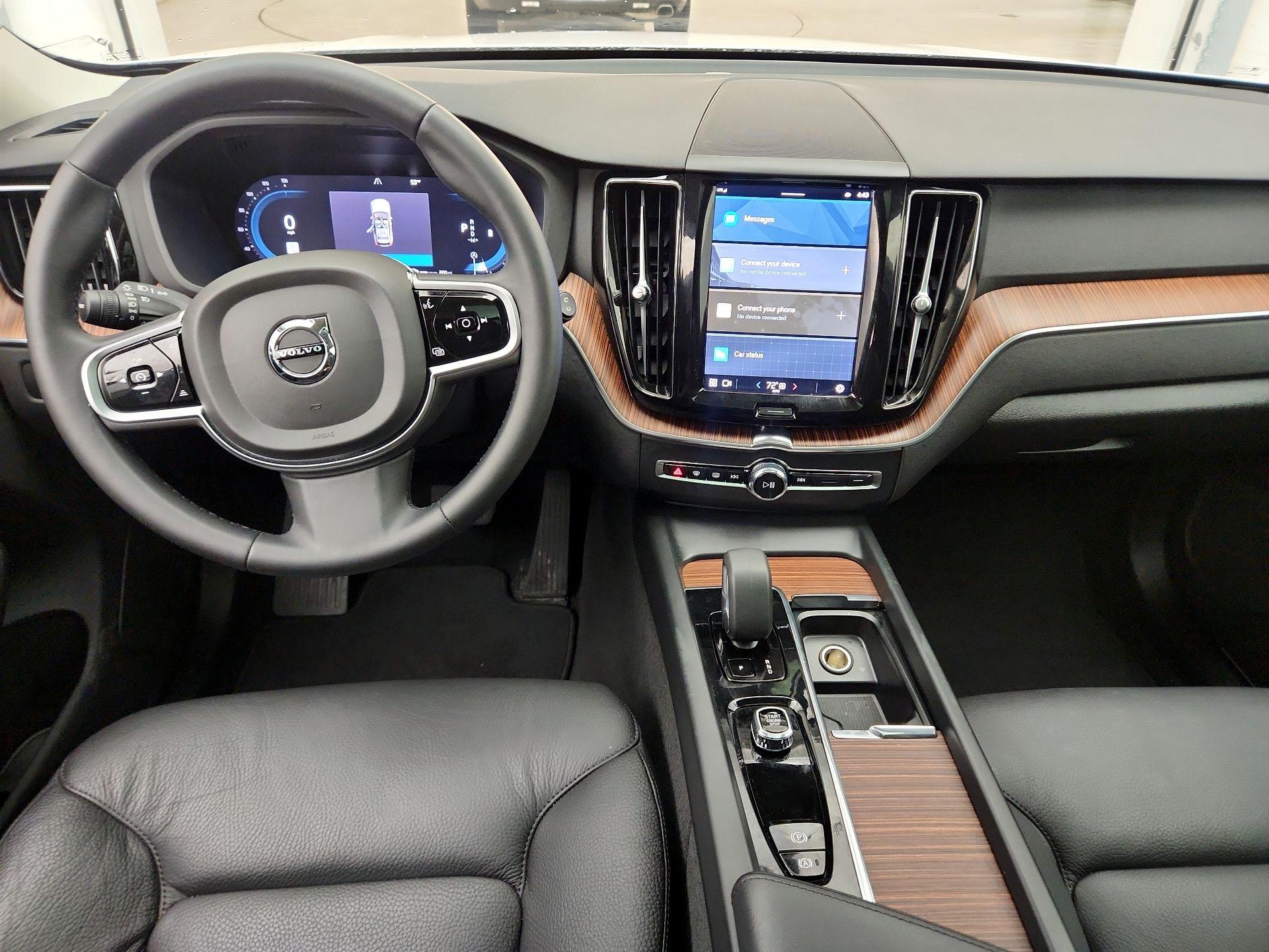 Thumbnail: 2023 Volvo XC60 - 9