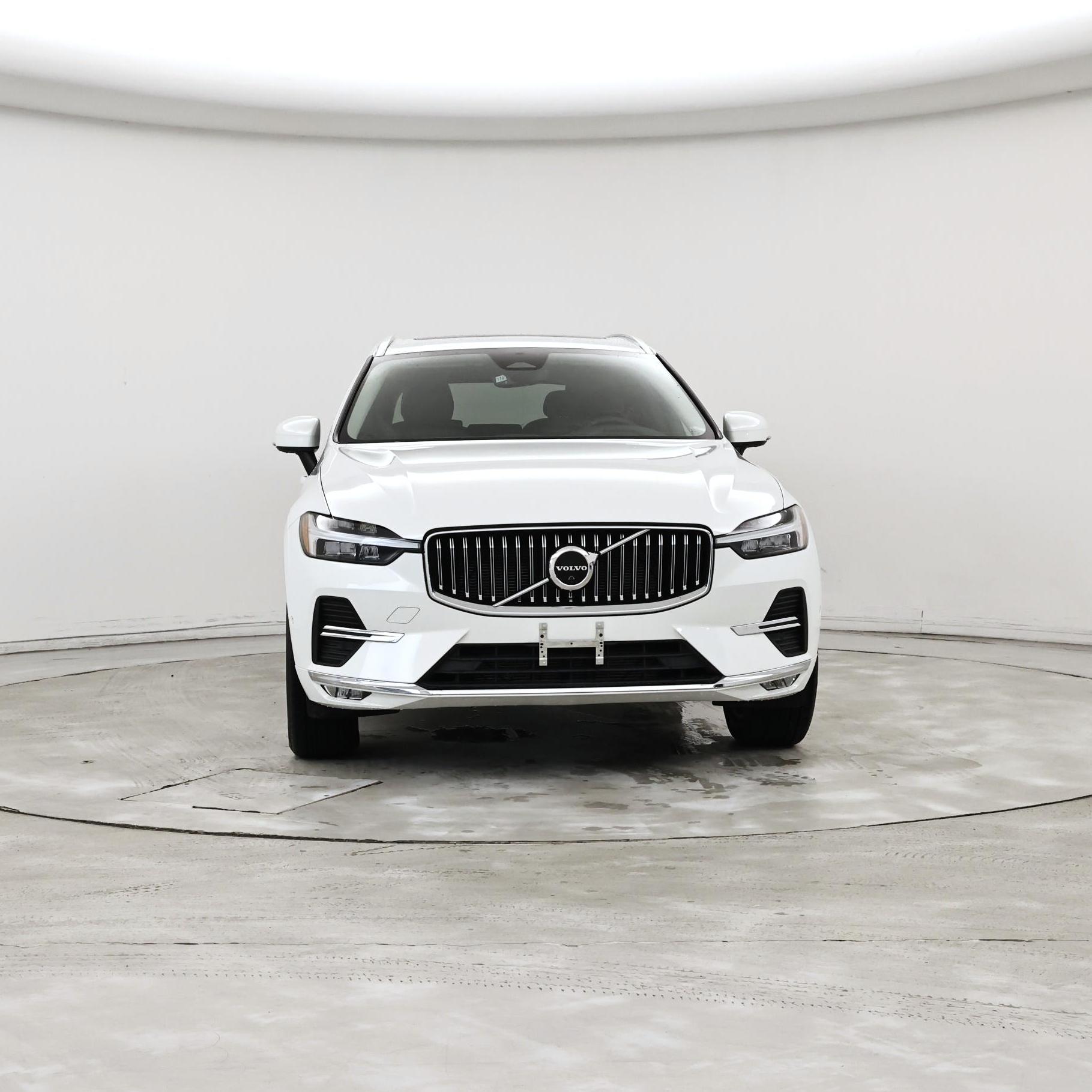Thumbnail: 2023 Volvo XC60 - 5