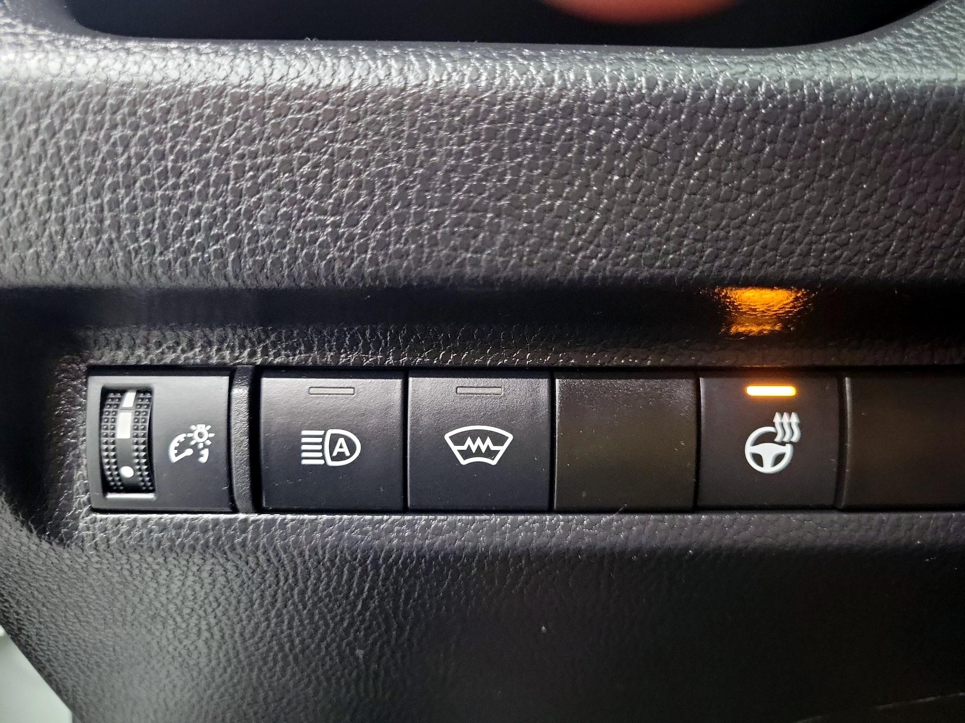 Thumbnail: 2023 Toyota RAV4 - 11