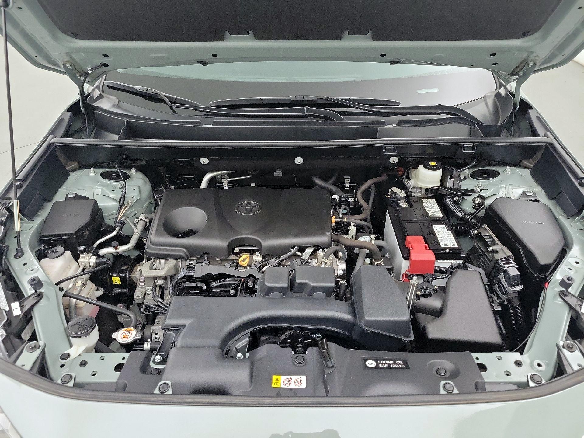 Thumbnail: 2023 Toyota RAV4 - 20