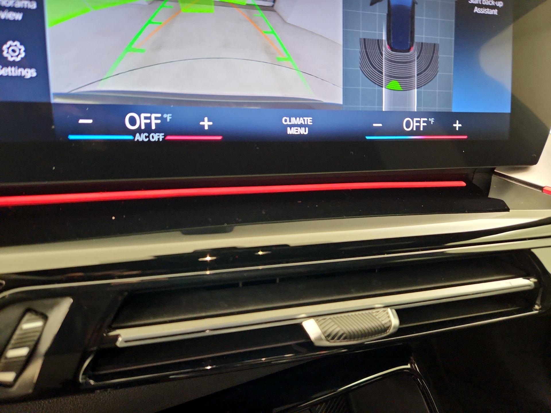 Thumbnail: 2023 BMW X1 - 17