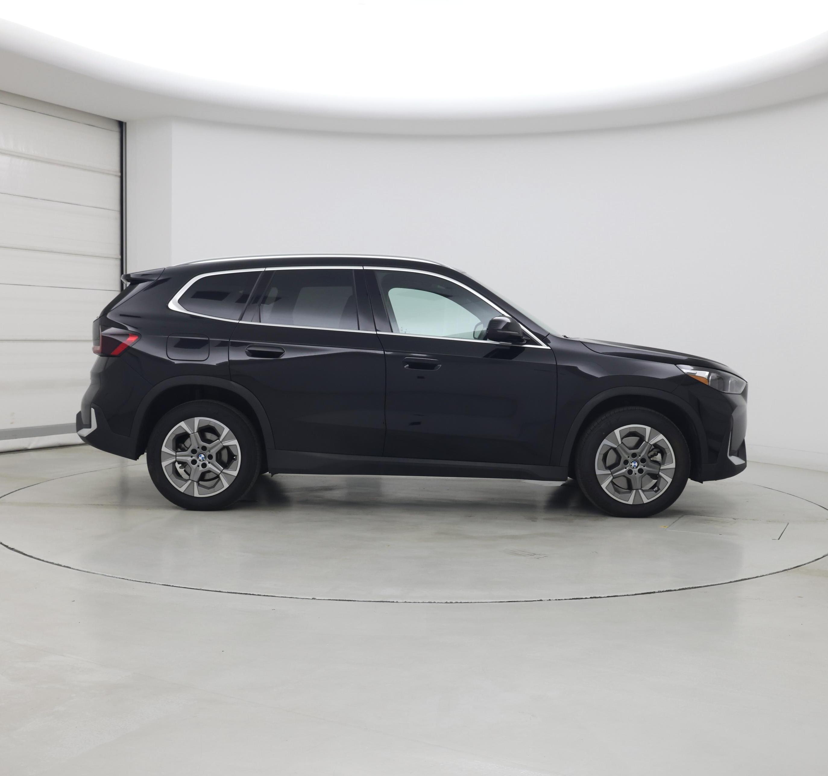 Thumbnail: 2023 BMW X1 - 7