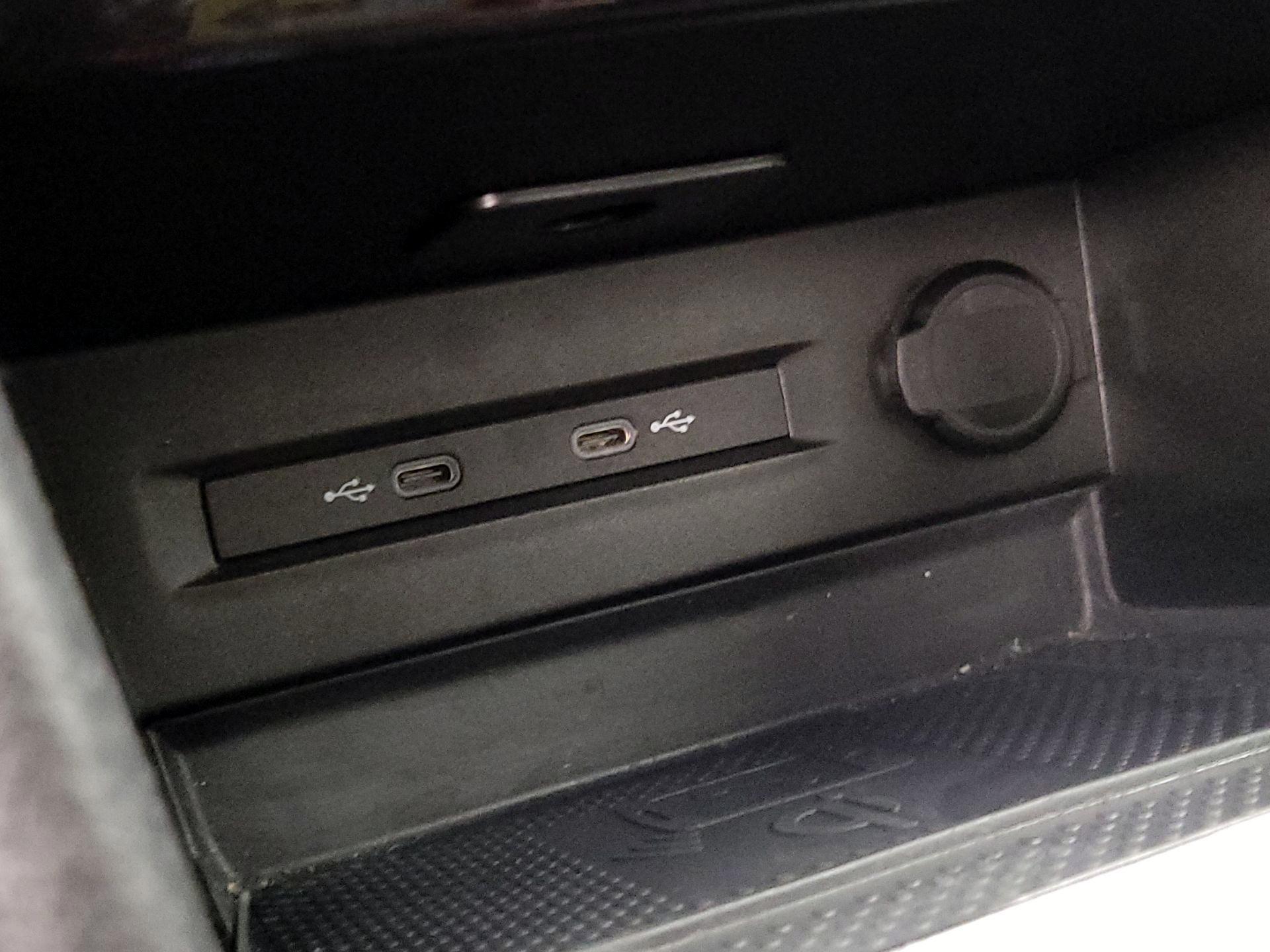 Thumbnail: 2024 Volkswagen Taos - 18