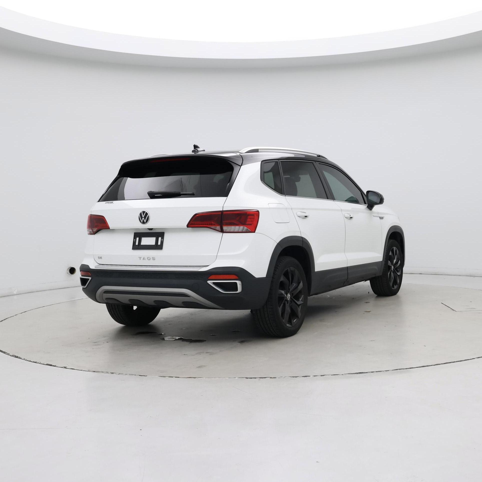 Thumbnail: 2024 Volkswagen Taos - 8