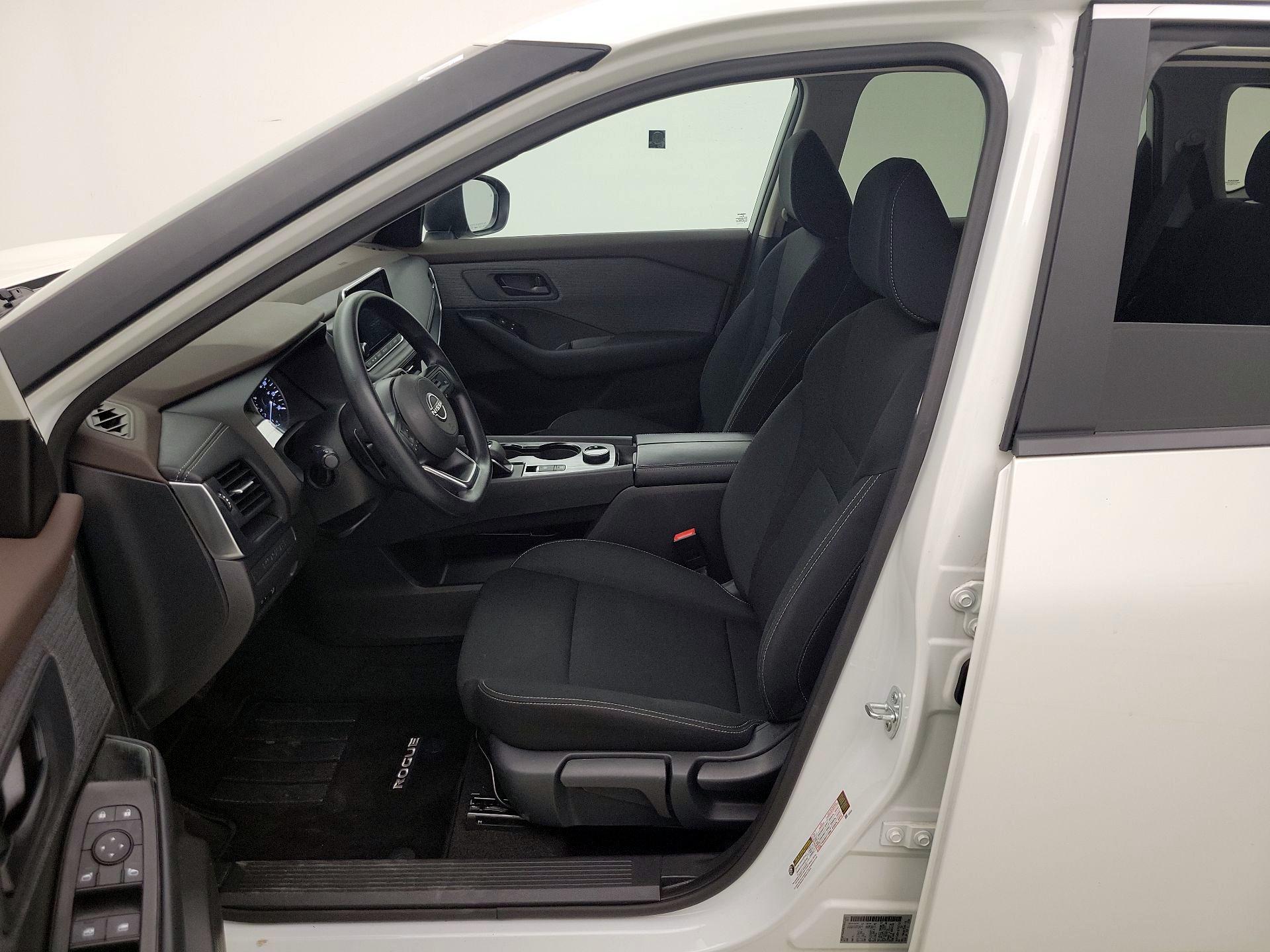 Thumbnail: 2023 Nissan Rogue - 11