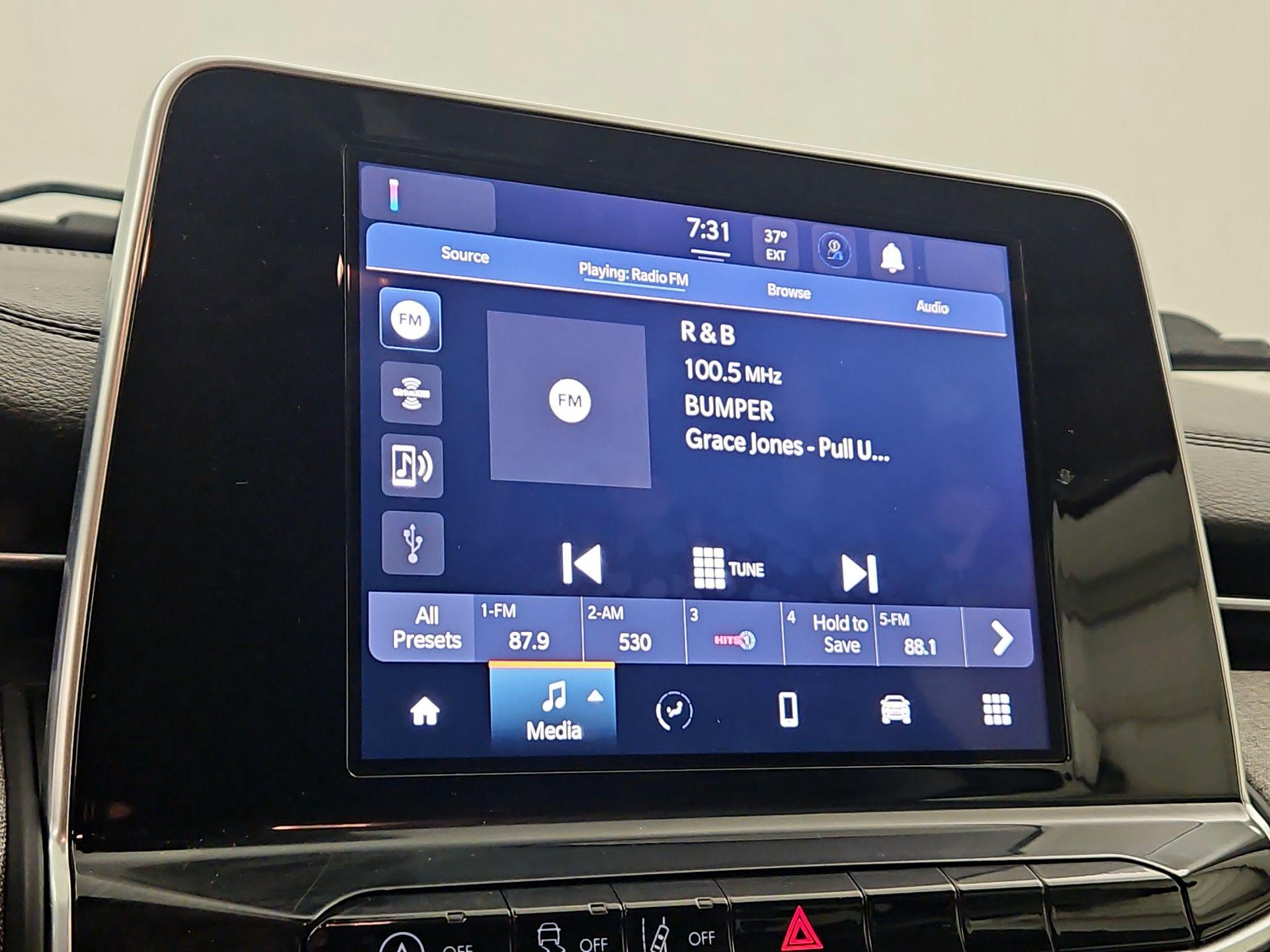 Thumbnail: 2022 Jeep Compass - 15