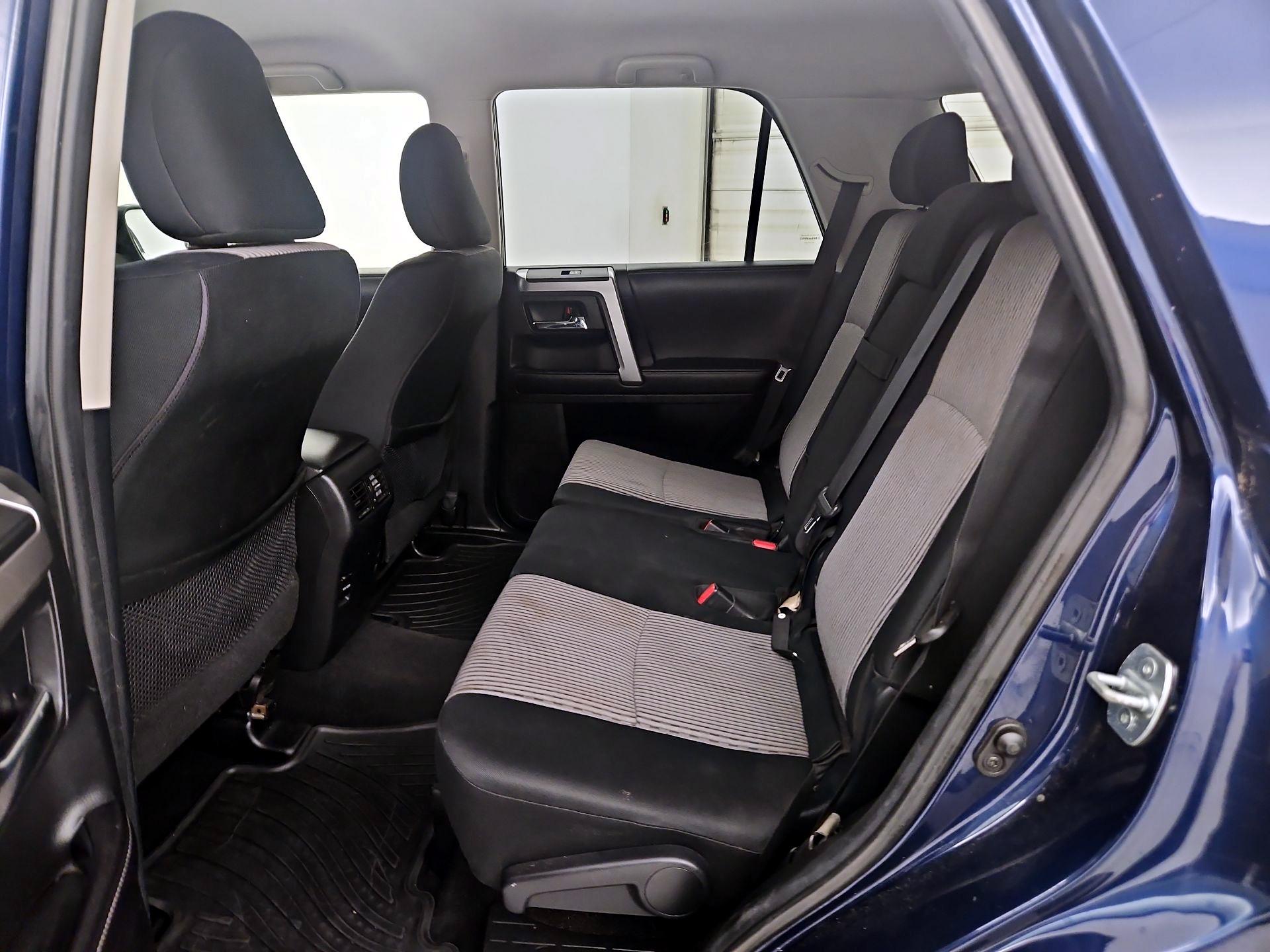 Thumbnail: 2016 Toyota 4Runner - 19