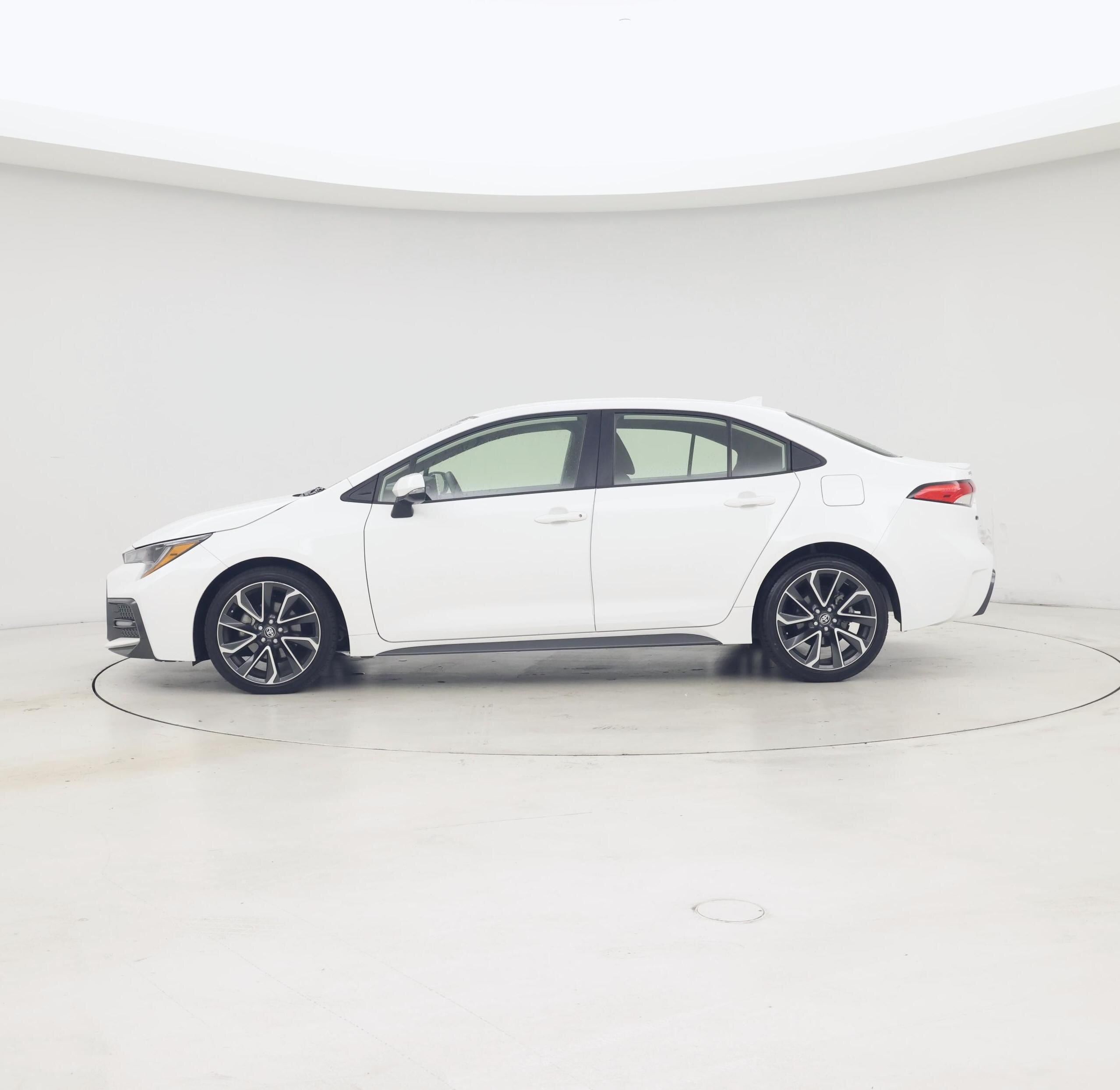 Thumbnail: 2022 Toyota Corolla - 3