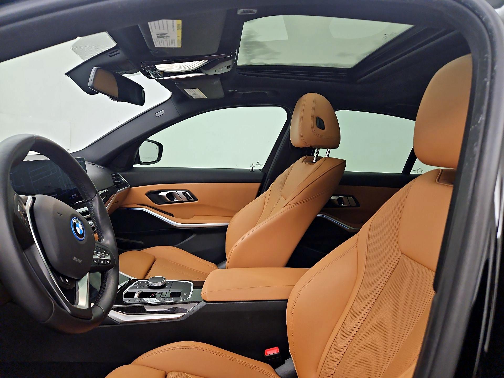 Thumbnail: 2023 BMW 3 Series - 20