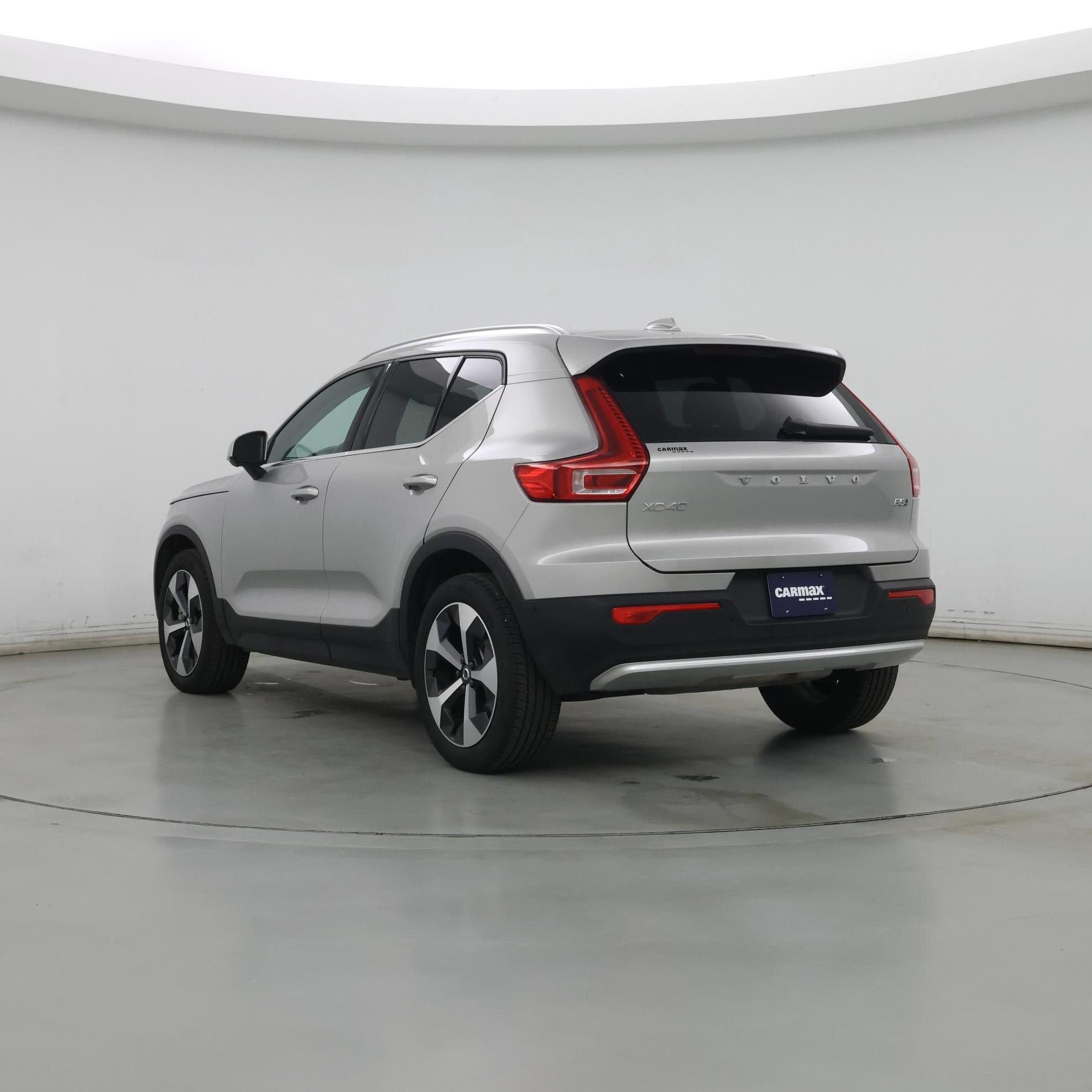 Thumbnail: 2025 Volvo XC40 - 2