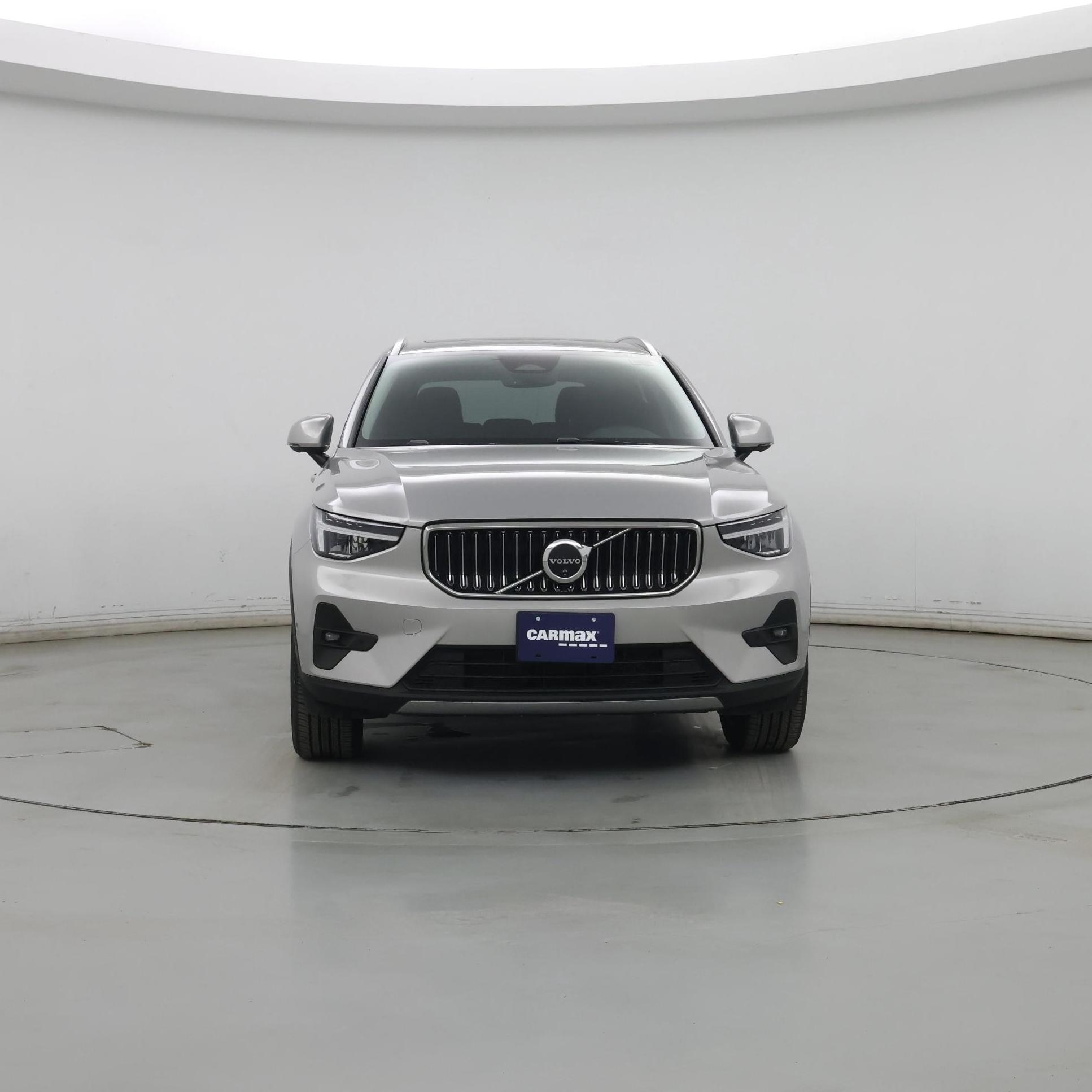 Thumbnail: 2025 Volvo XC40 - 5