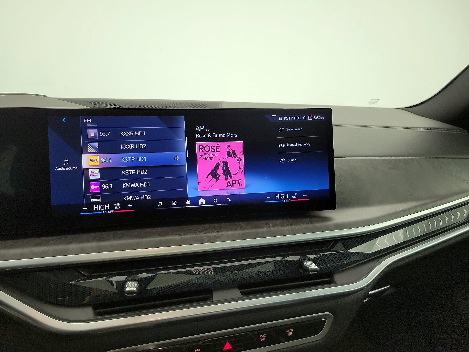 Thumbnail: 2024 BMW X5 - 16