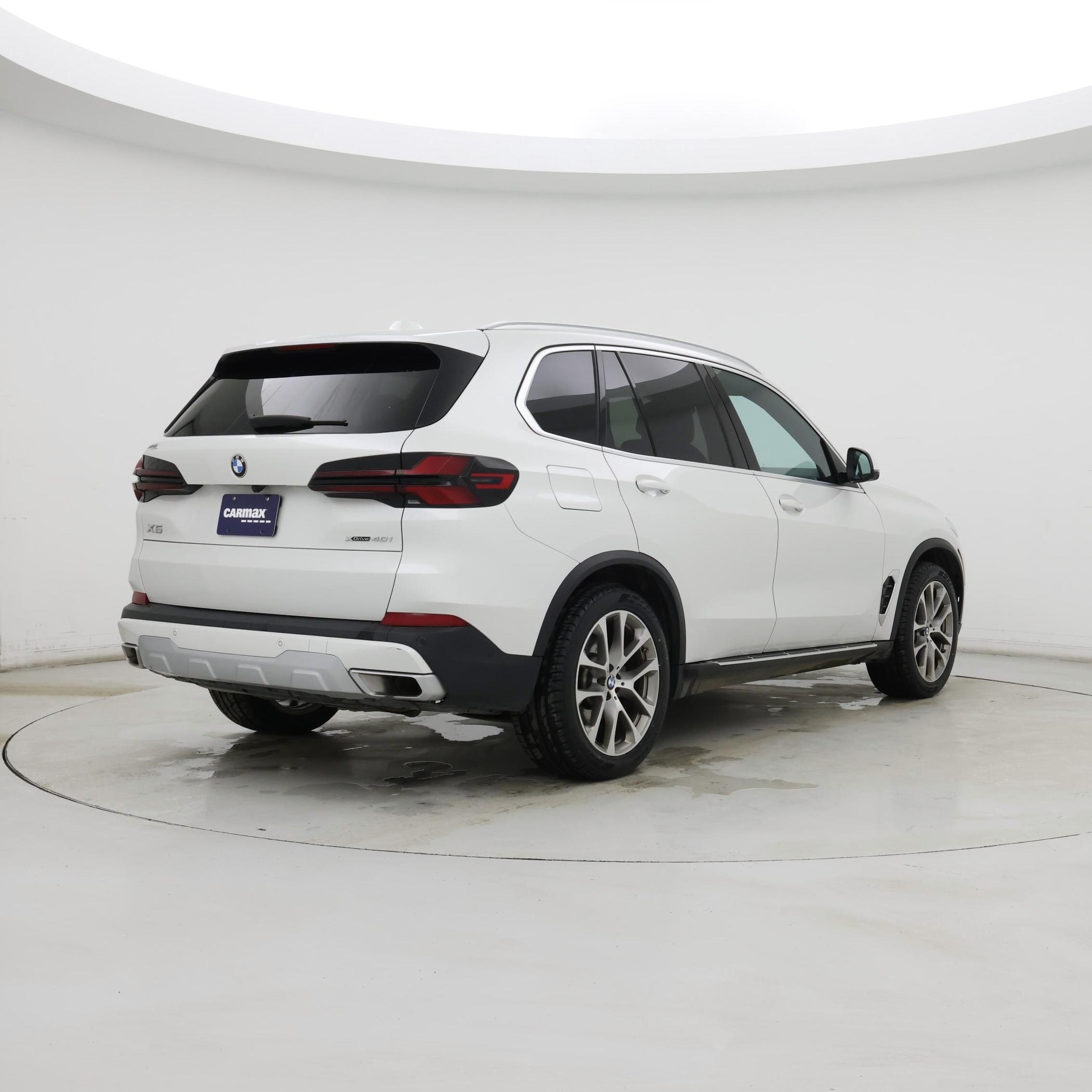 Thumbnail: 2024 BMW X5 - 8