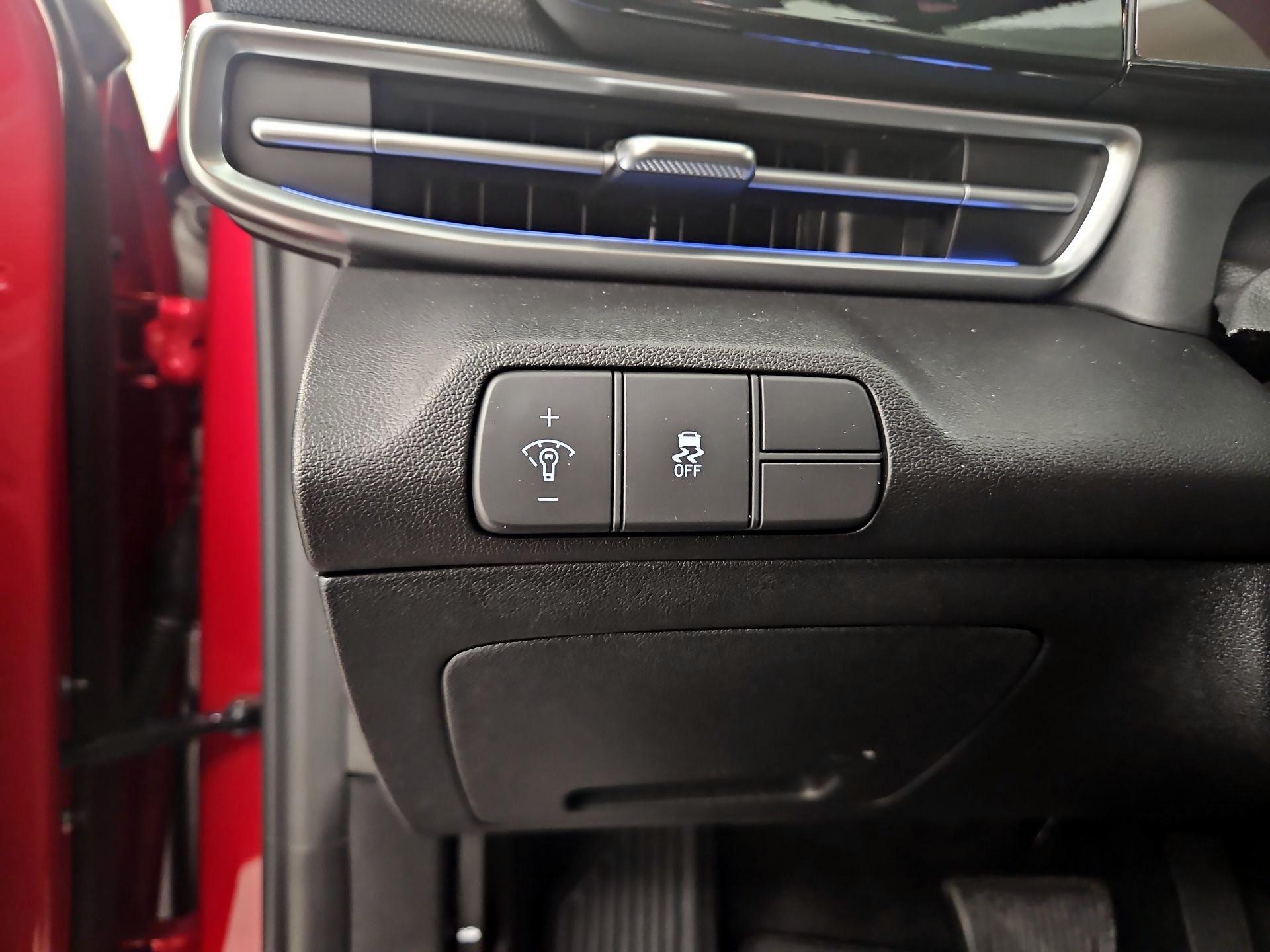 Thumbnail: 2025 Hyundai Elantra - 13