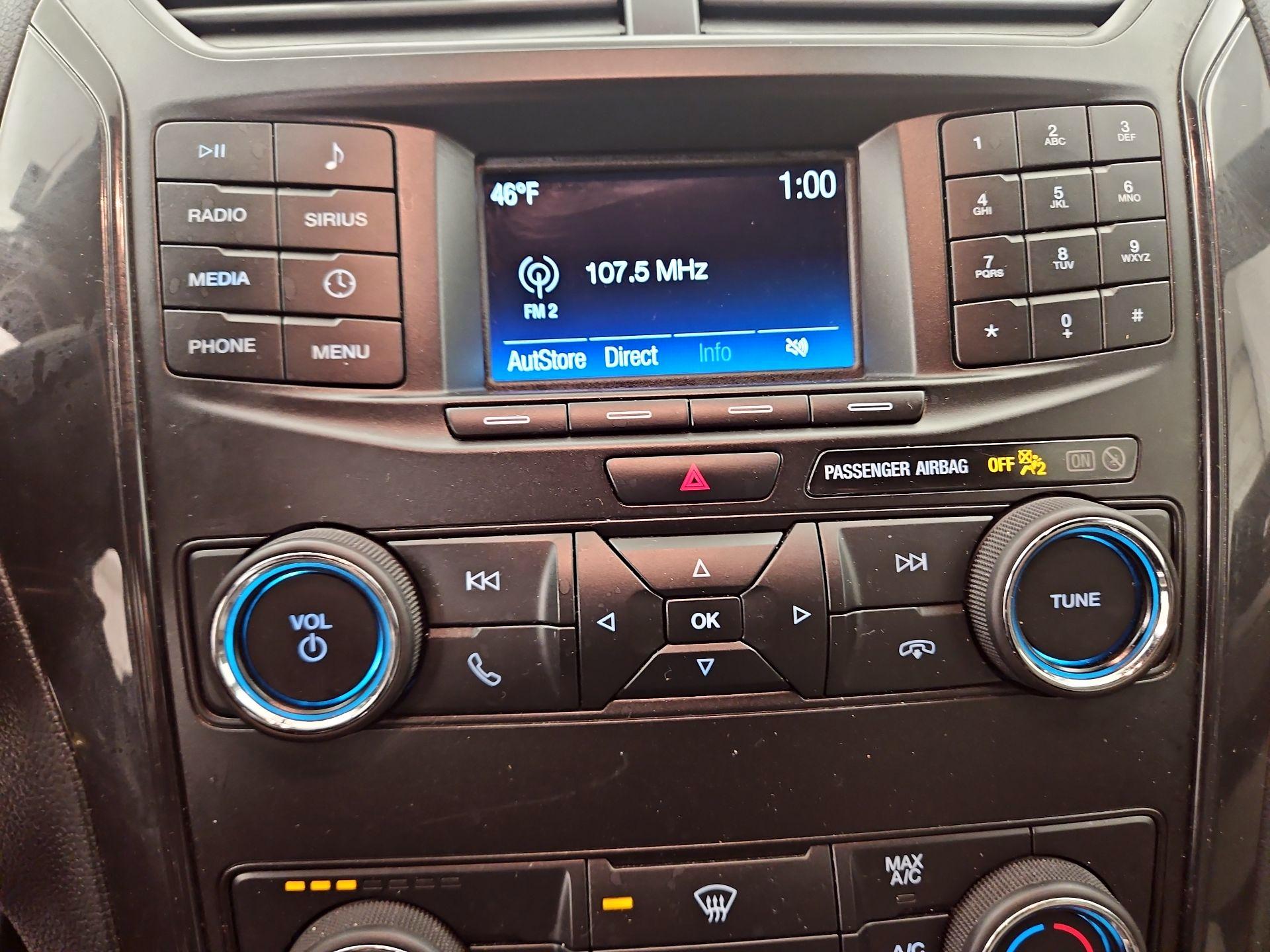 Thumbnail: 2019 Ford Explorer - 15